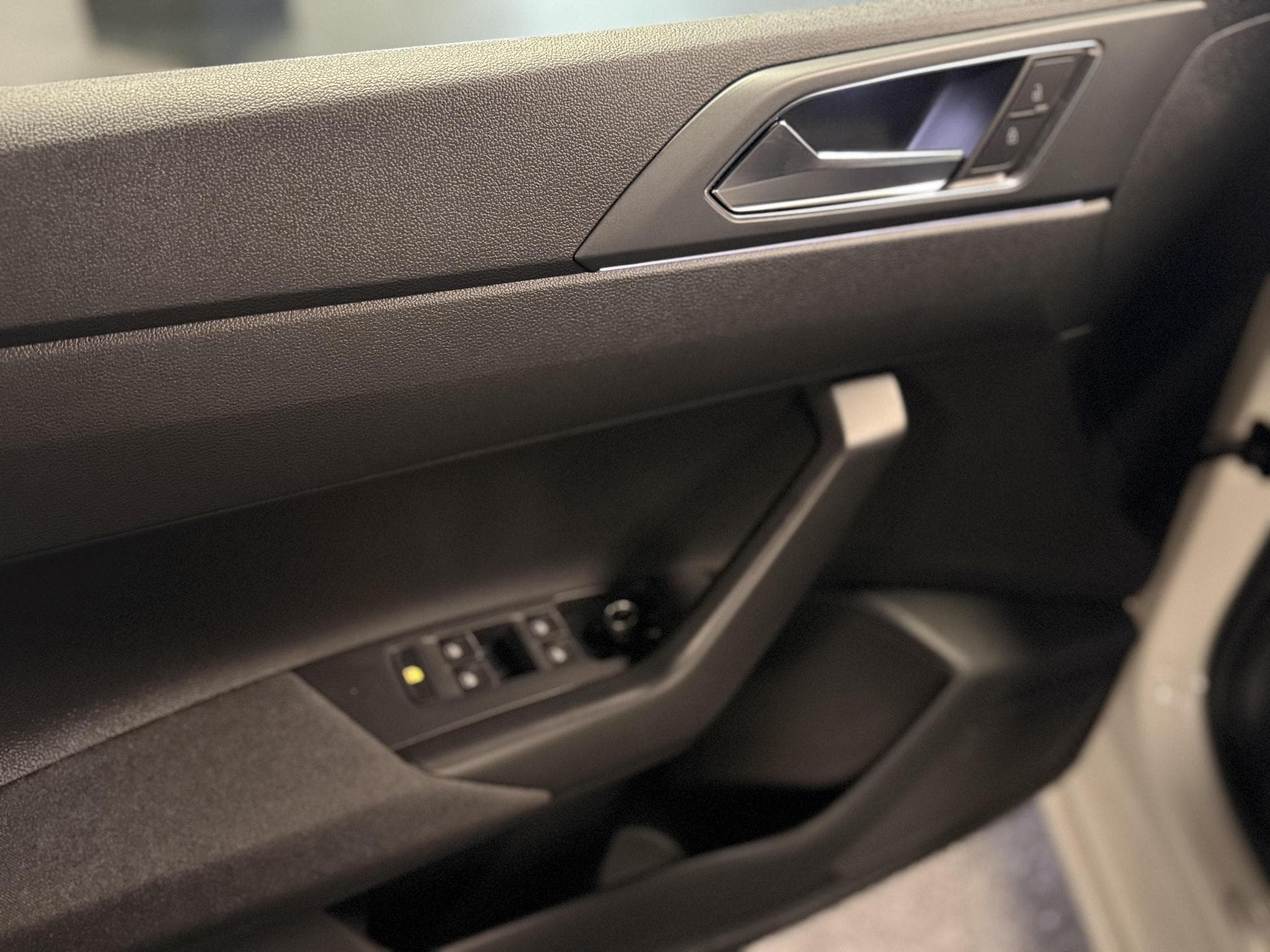 VW Taigo RLINE (2025) - Photo 9