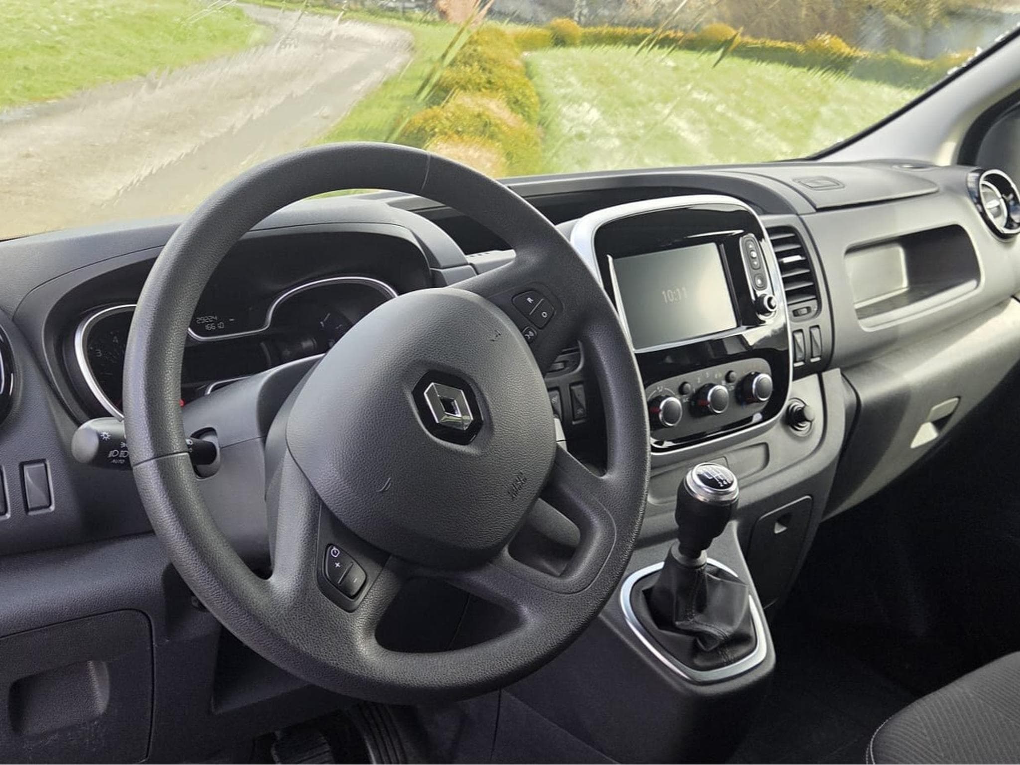 Renault Trafic grand comfort (2021) - Photo 2