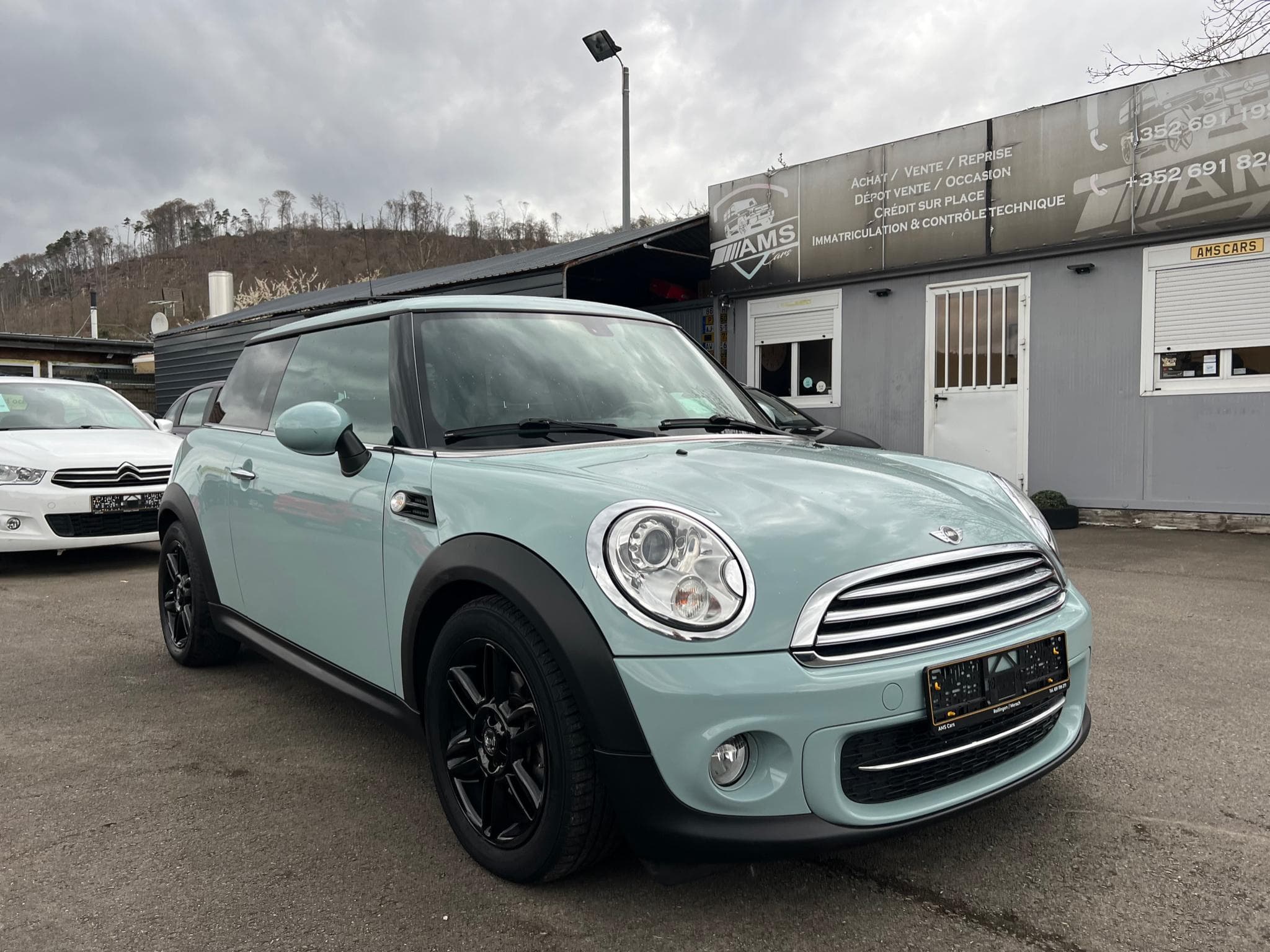Mini Cooper COOPER D 2.0d 110CV Auto. Ice Blue special edition (2012) - Photo 3