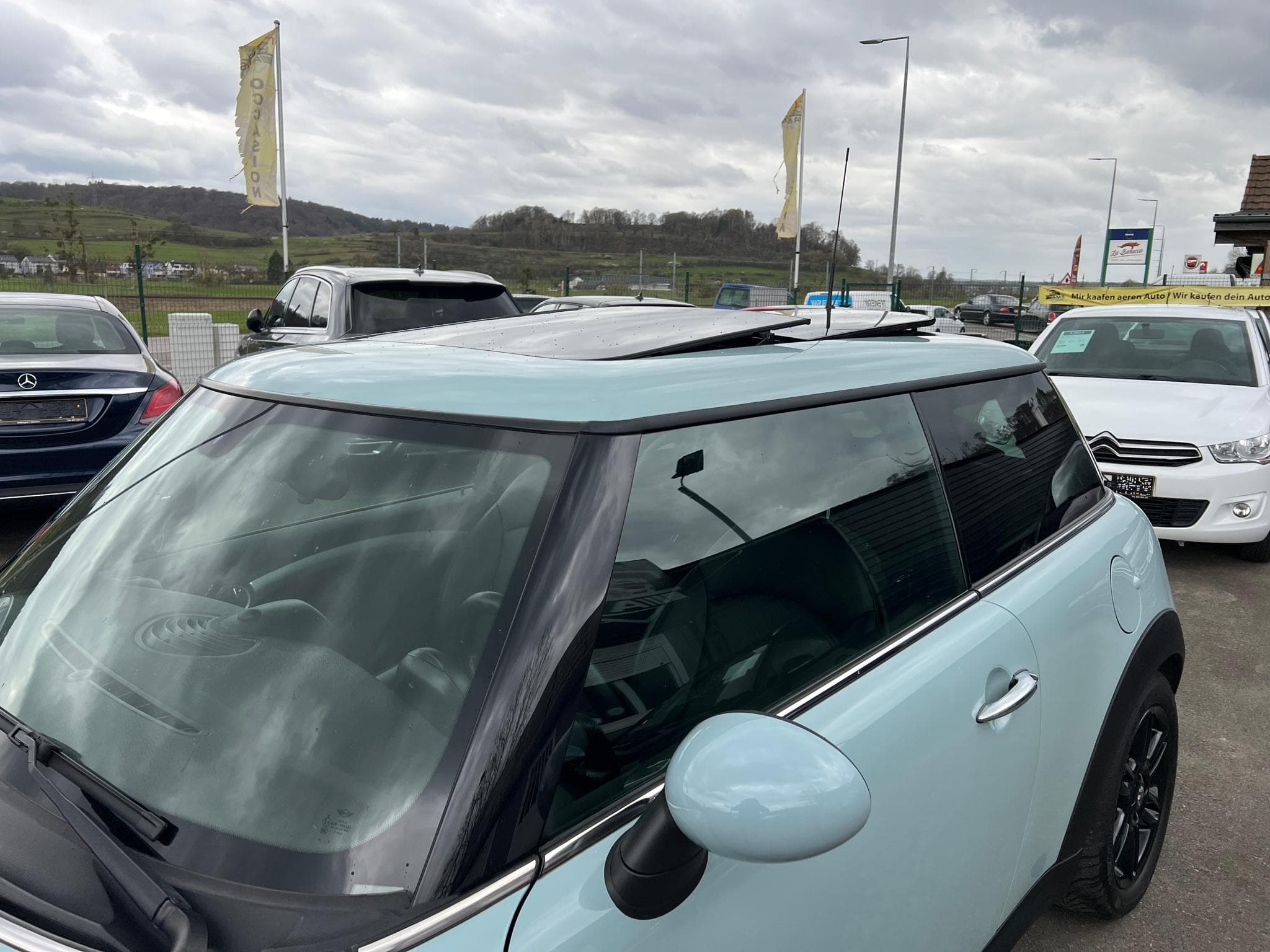 Mini Cooper COOPER D 2.0d 110CV Auto. Ice Blue special edition (2012) - Photo 6