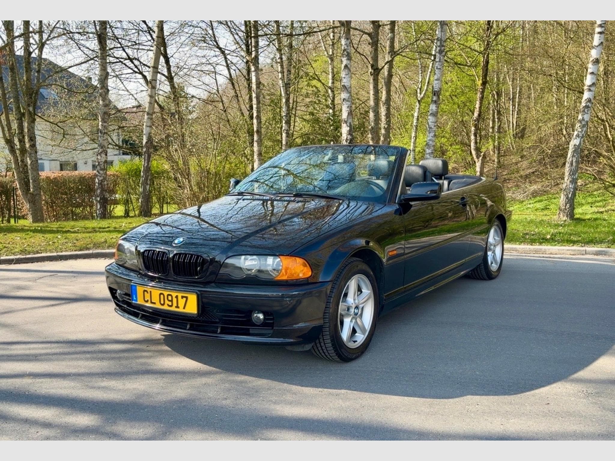 BMW 320 Cabriolet (2002) - Photo 1