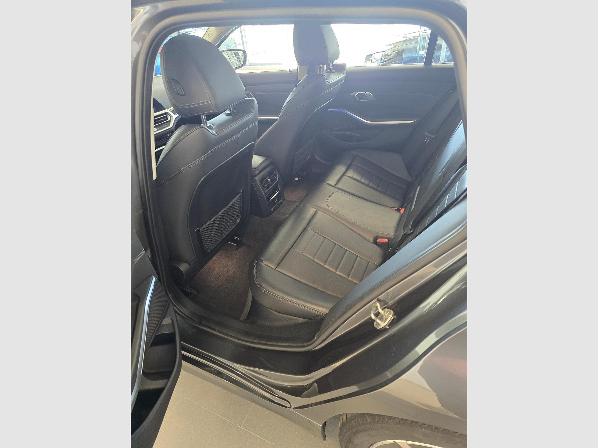 BMW 320 320d Luxury Line, Toit ouvrant (2020) - Photo 7