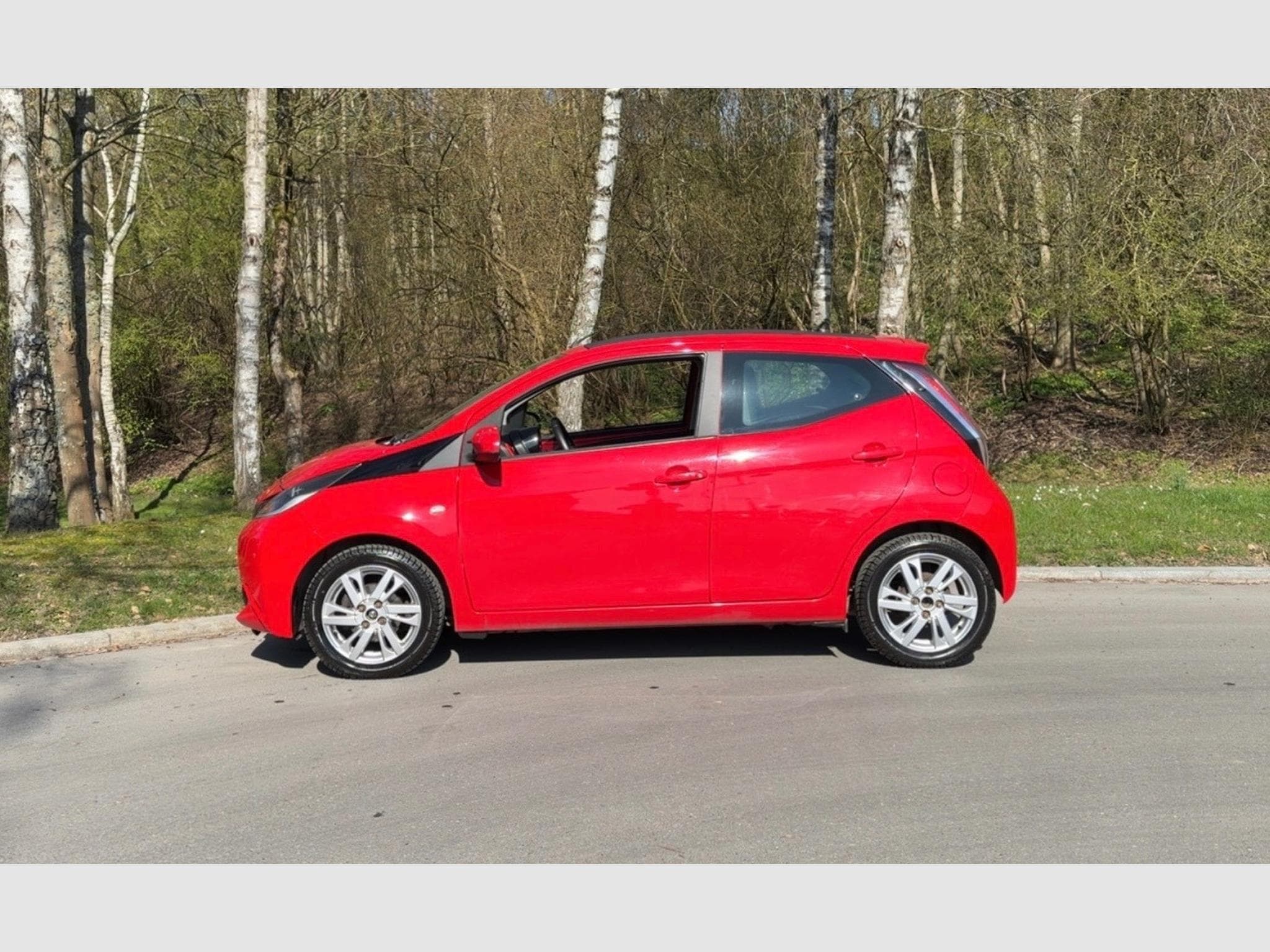 Toyota Aygo (2016) - Photo 3