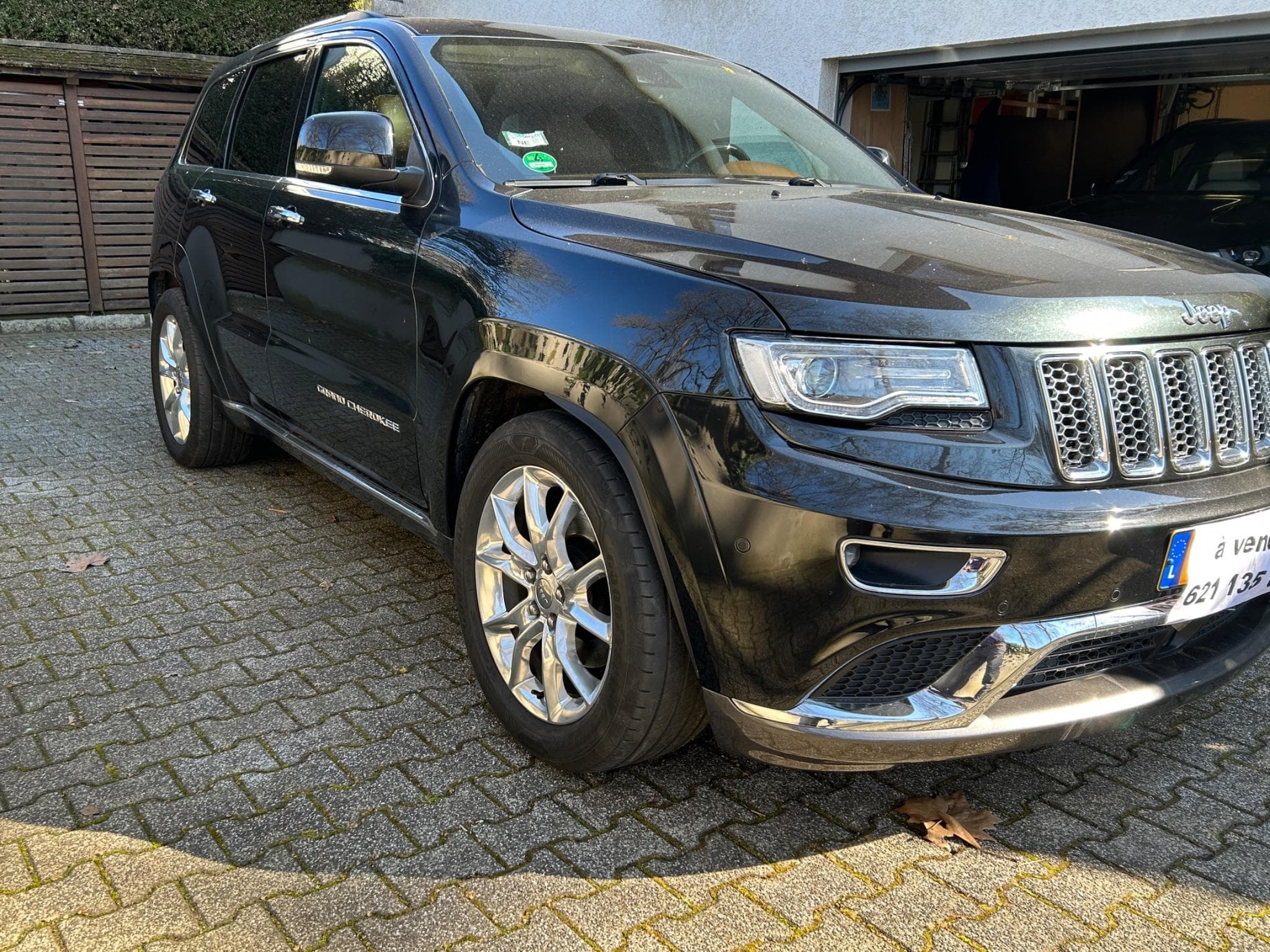 Jeep Grand Cherokee Sumit (2016) - Photo 4