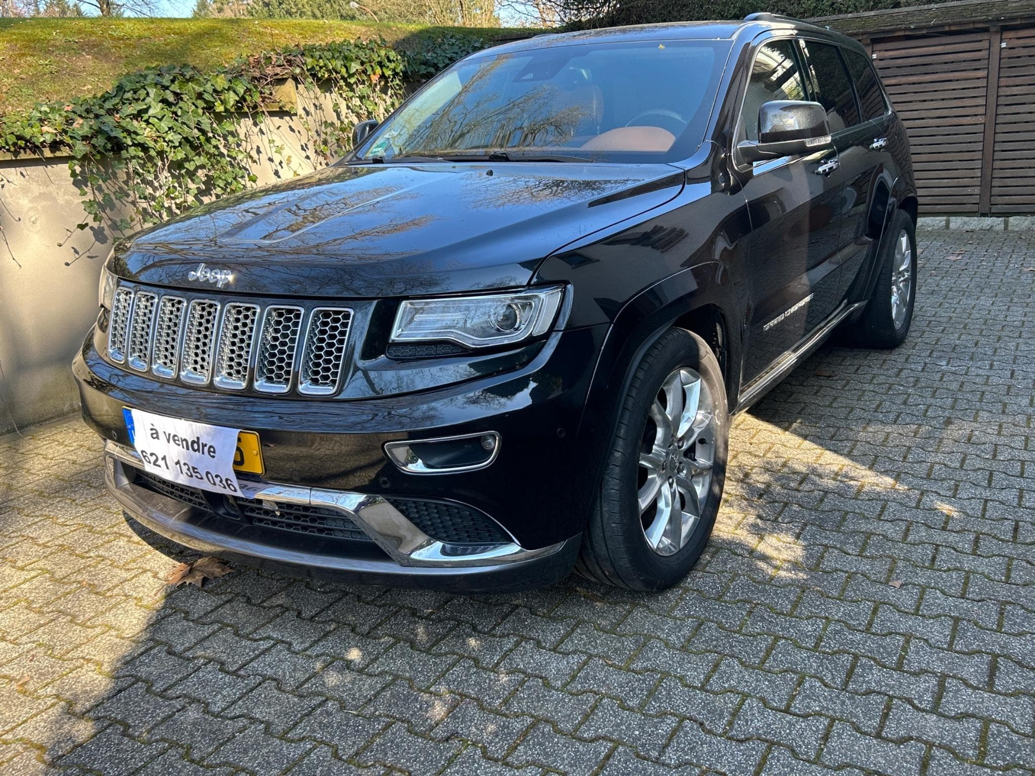 Jeep Grand Cherokee Sumit (2016) - Photo 5