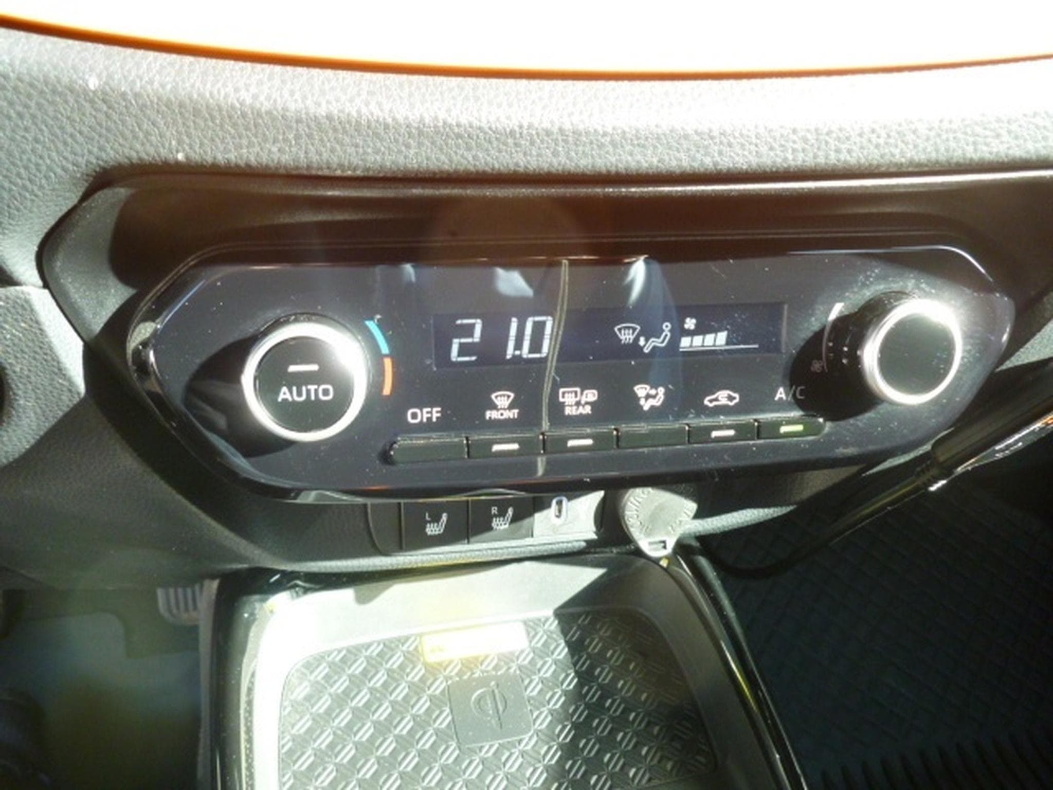 Toyota Aygo X cabrio (2025) - Photo 8