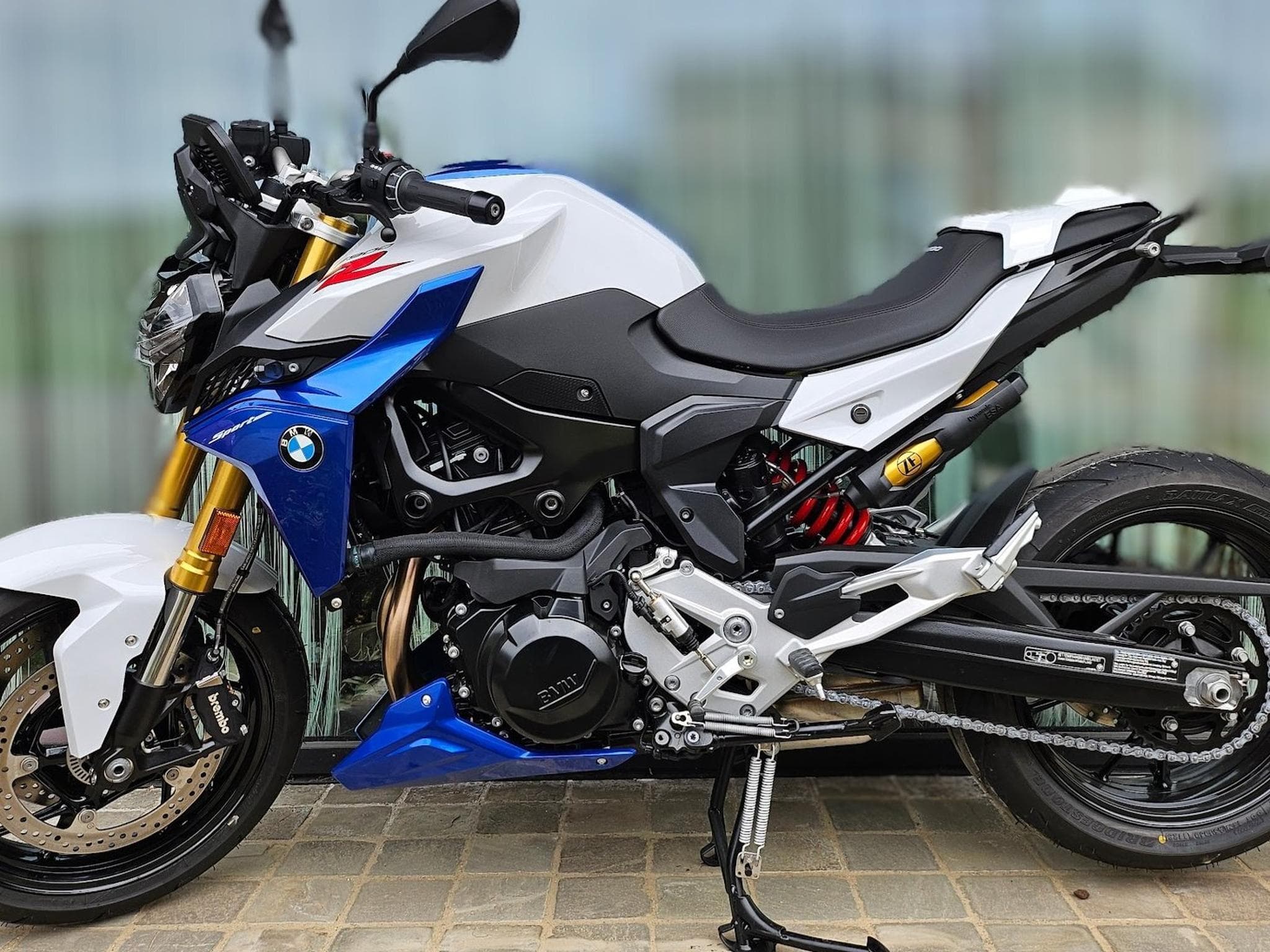 BMW F 900R (2024) - Photo 1