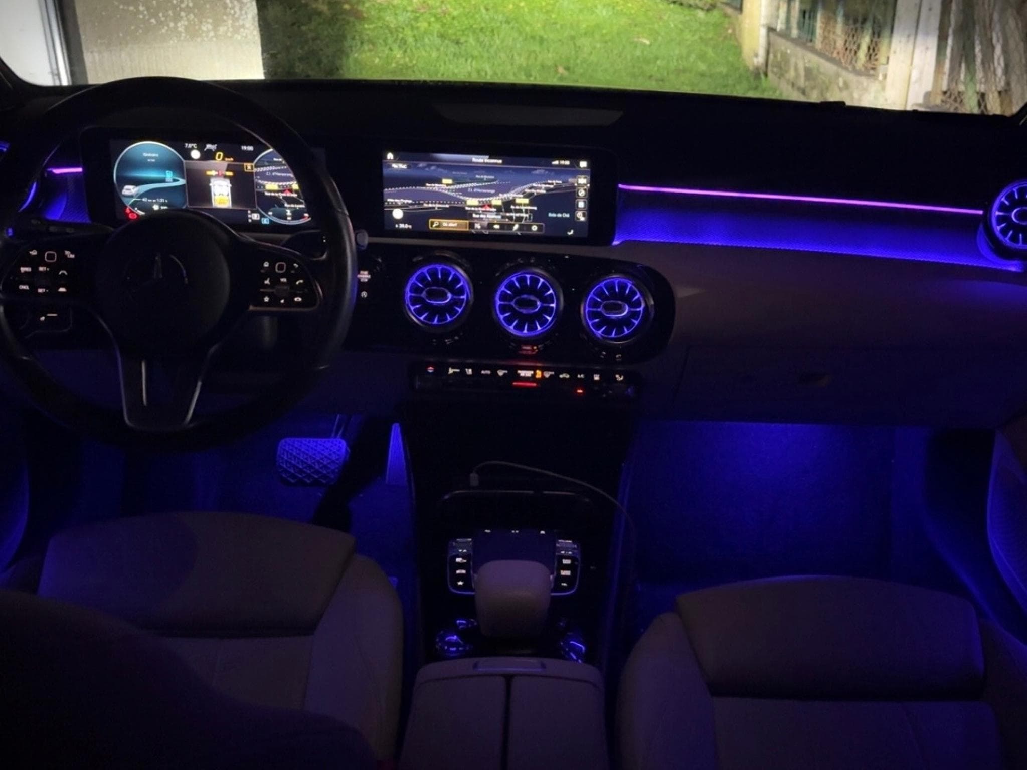 Mercedes A 250 Berline Compacte (2018) - Photo 9