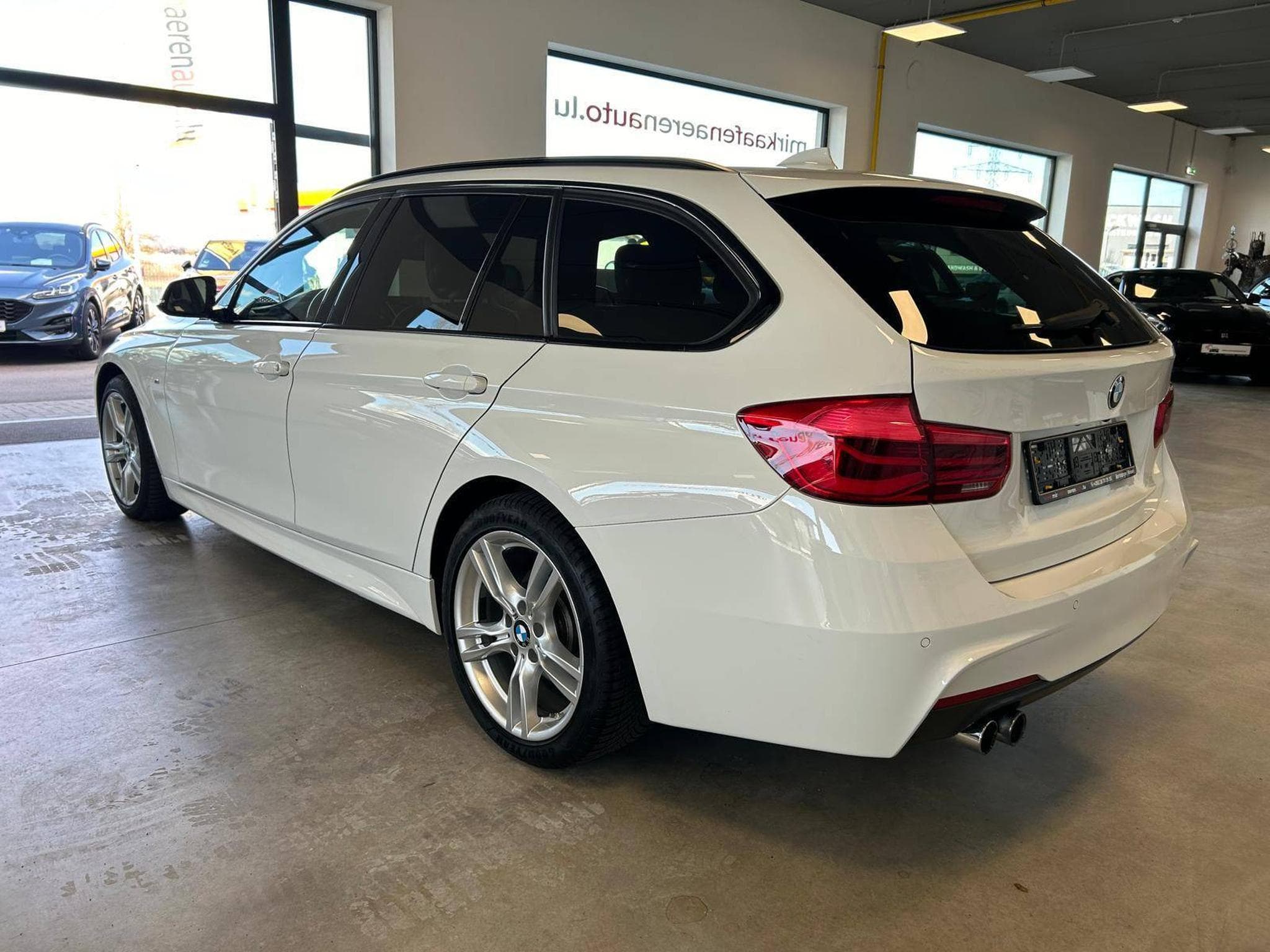 BMW 320 i xDrive M Sport (2018) - Photo 5