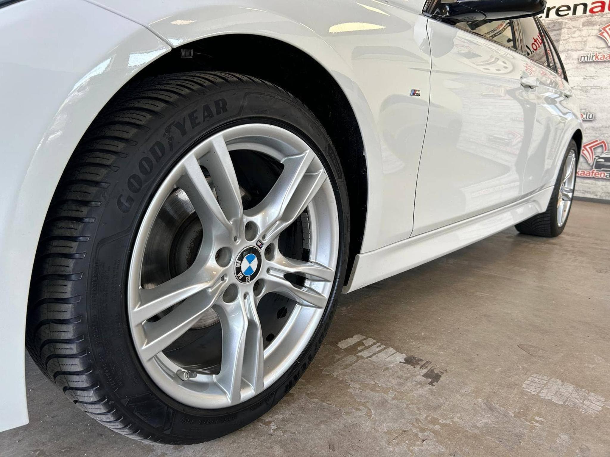 BMW 320 i xDrive M Sport (2018) - Photo 7