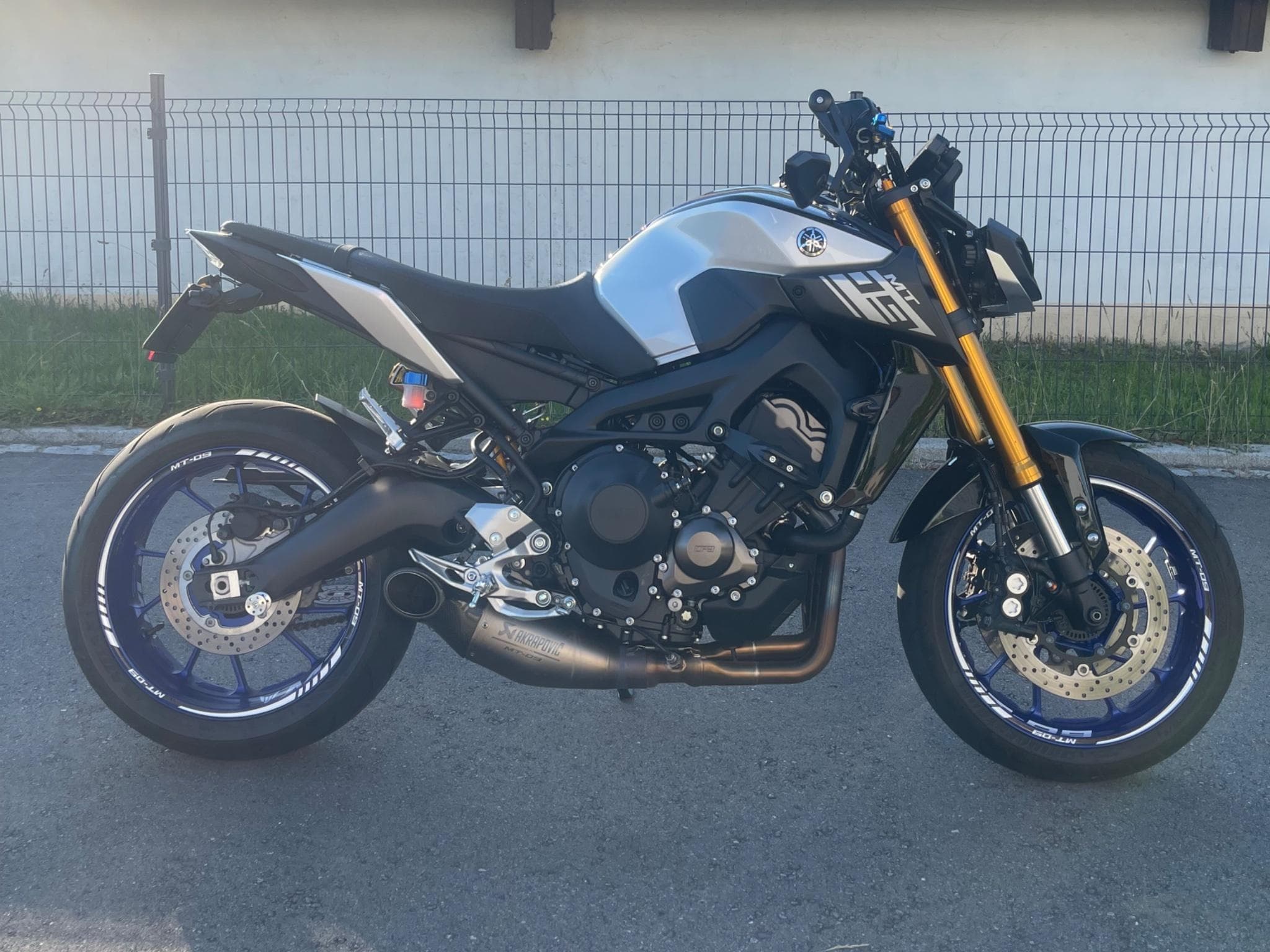 Yamaha MT09 SP (2018) - Photo 3