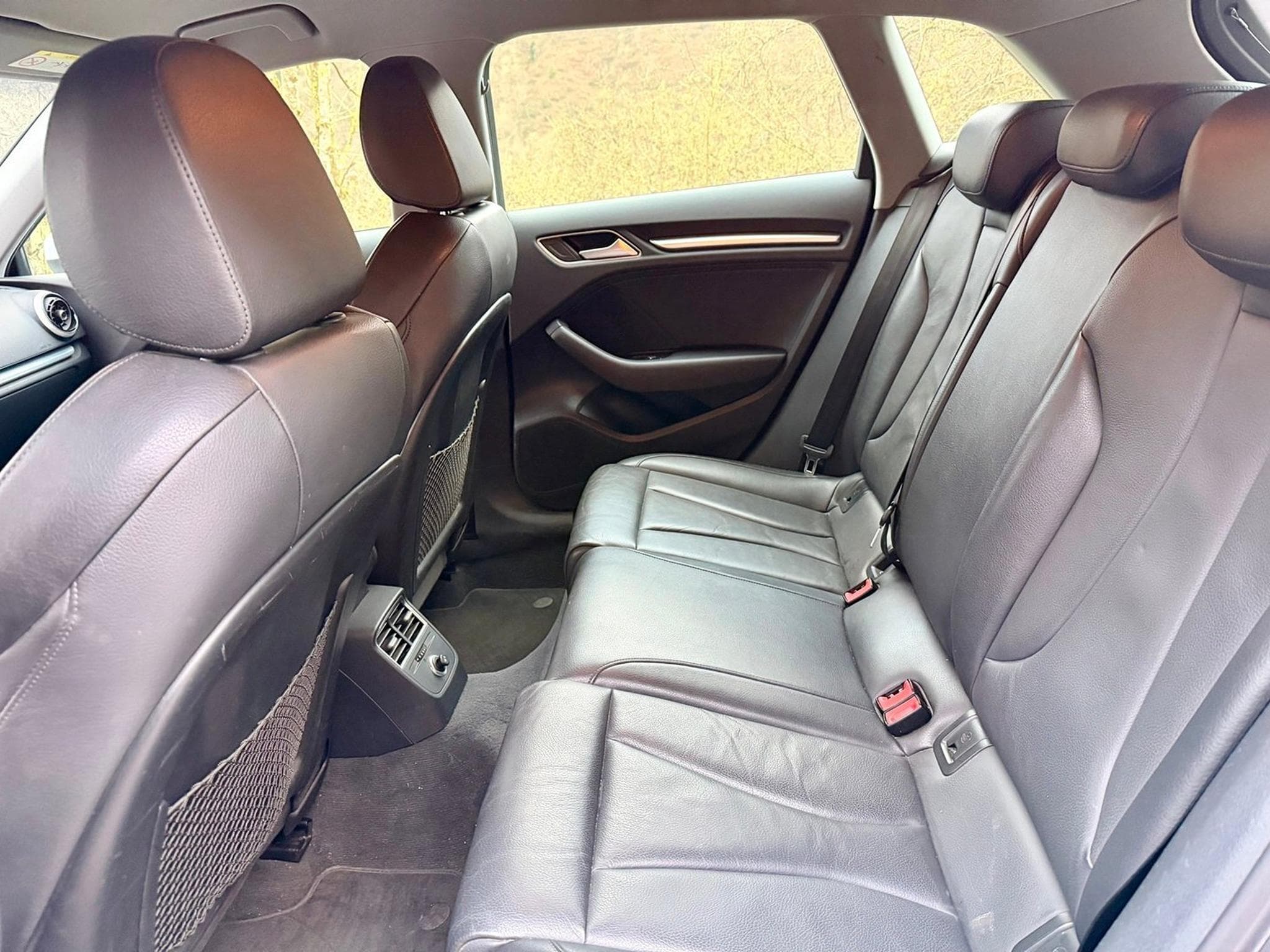 Audi A3 Sportback 40 e-tron S-tronic (2020) - Photo 7