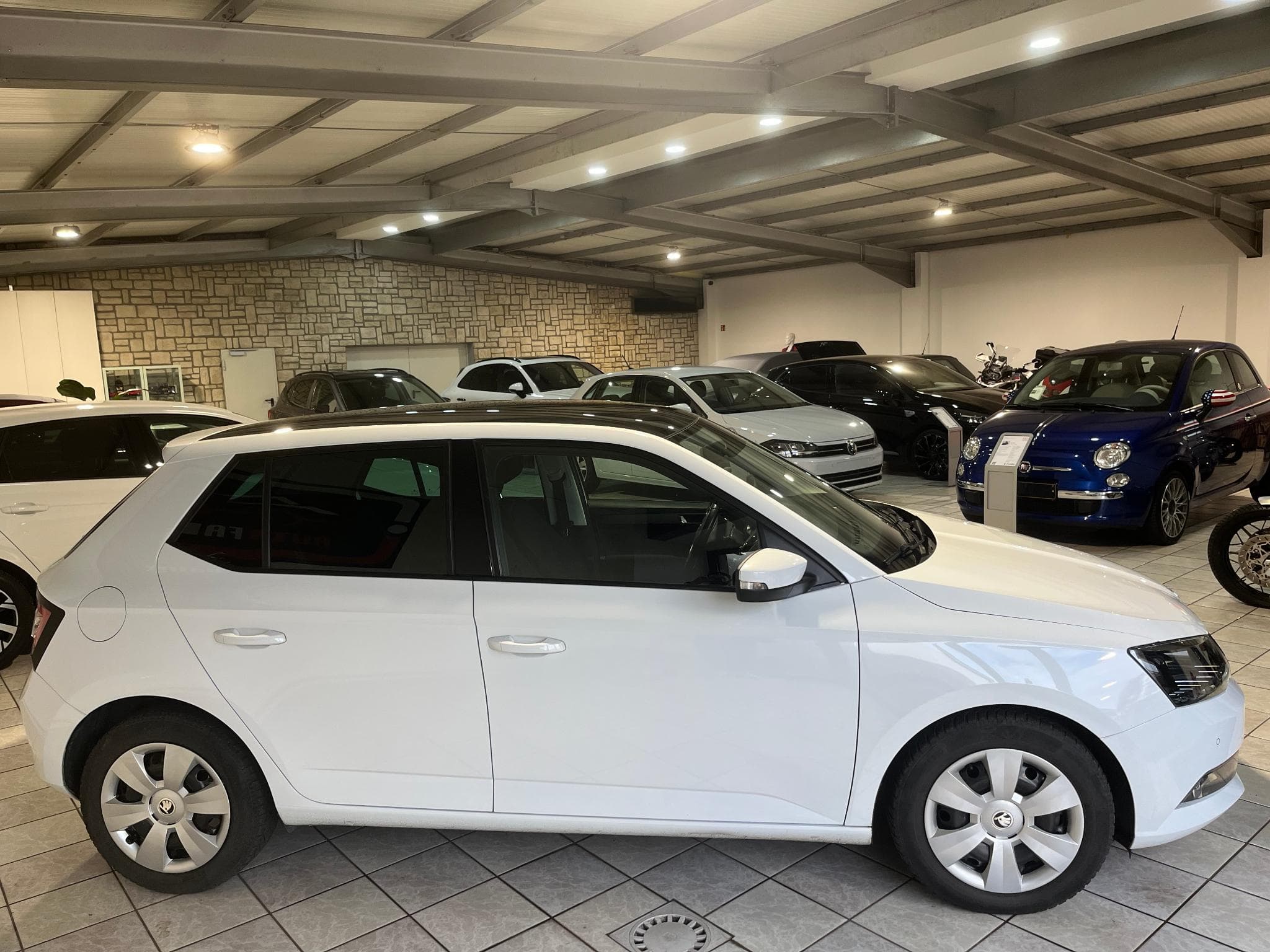Skoda Fabia 1.2 TSI 110ch Style Greentec (2016) - Foto 6
