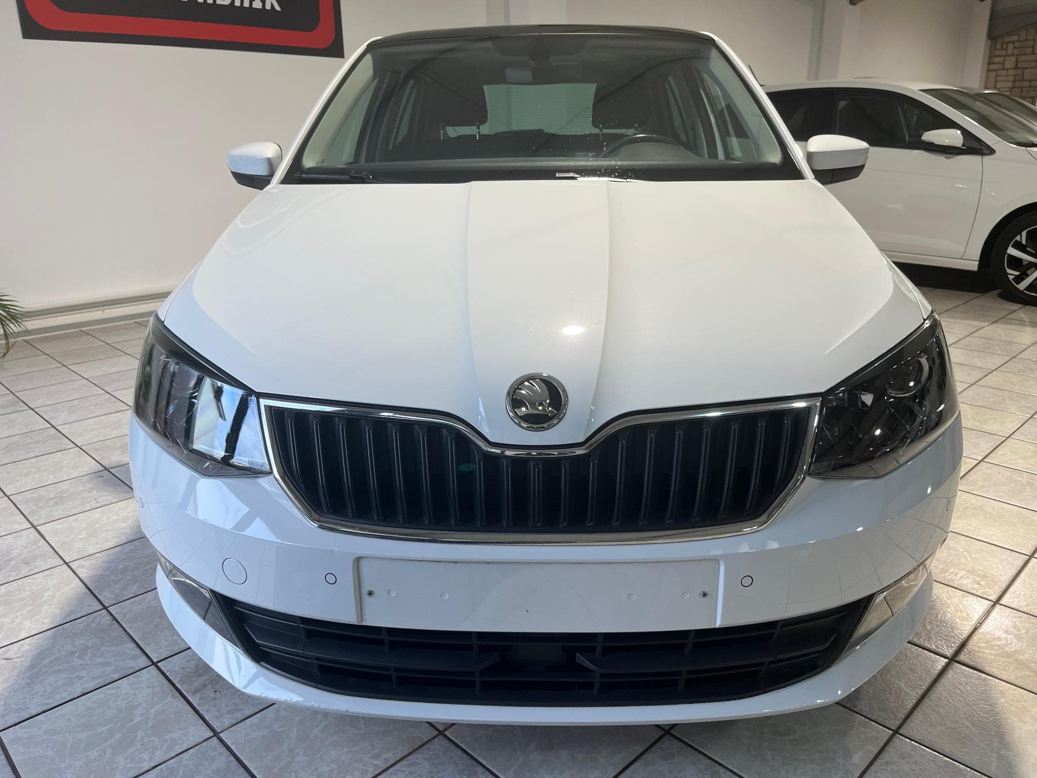 Skoda Fabia 1.2 TSI 110ch Style Greentec (2016) - Foto 8