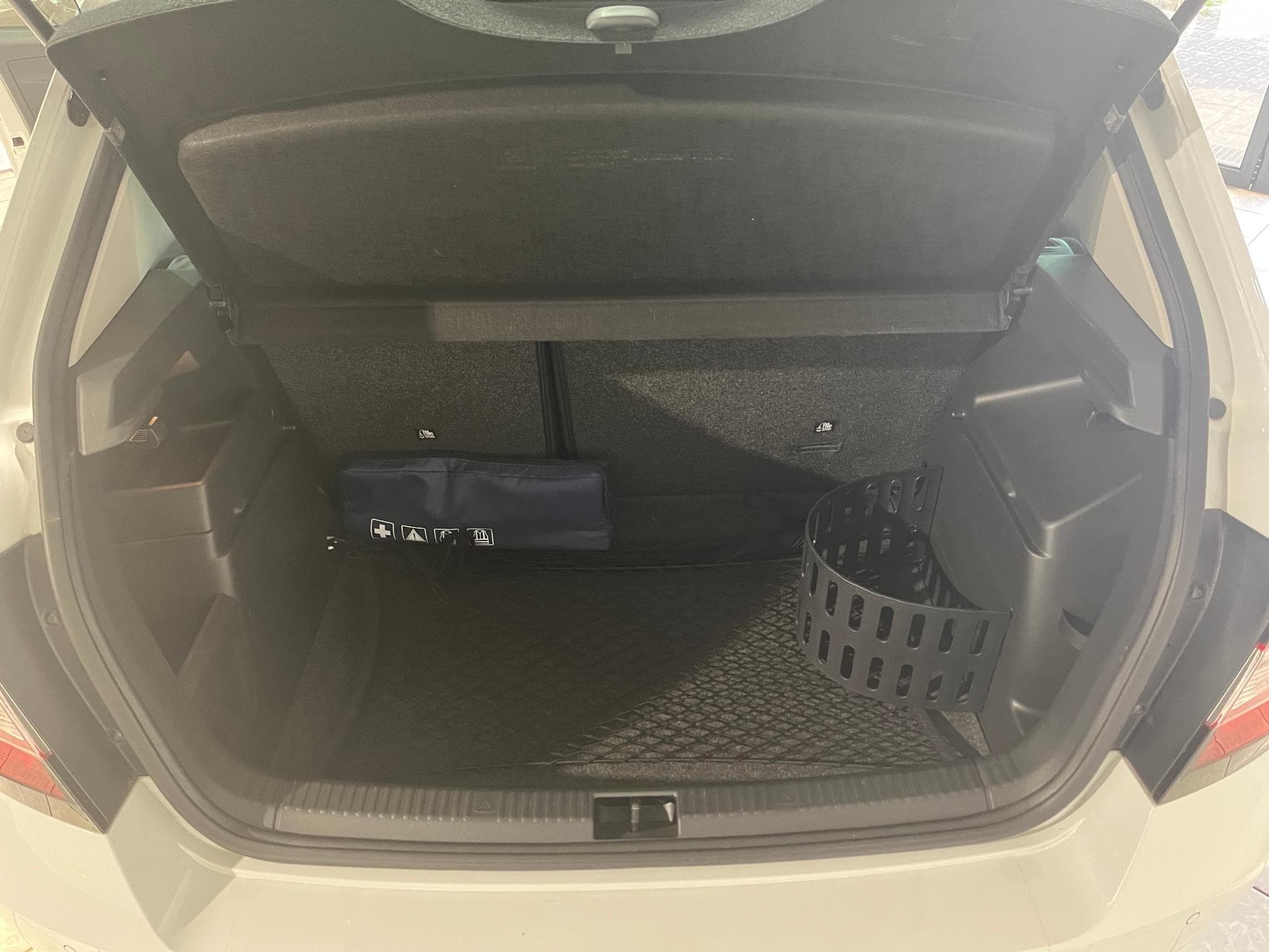 Skoda Fabia 1.2 TSI 110ch Style Greentec (2016) - Foto 24