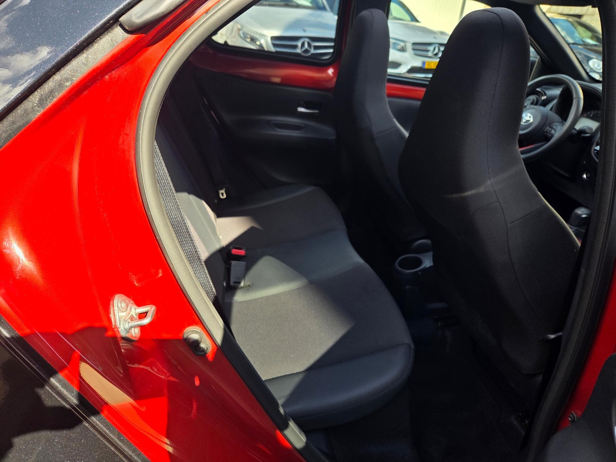 Toyota Aygo X 1.0 AUTOMATIQUE NAVIGATION CAMERA LED (2023) - Foto 9