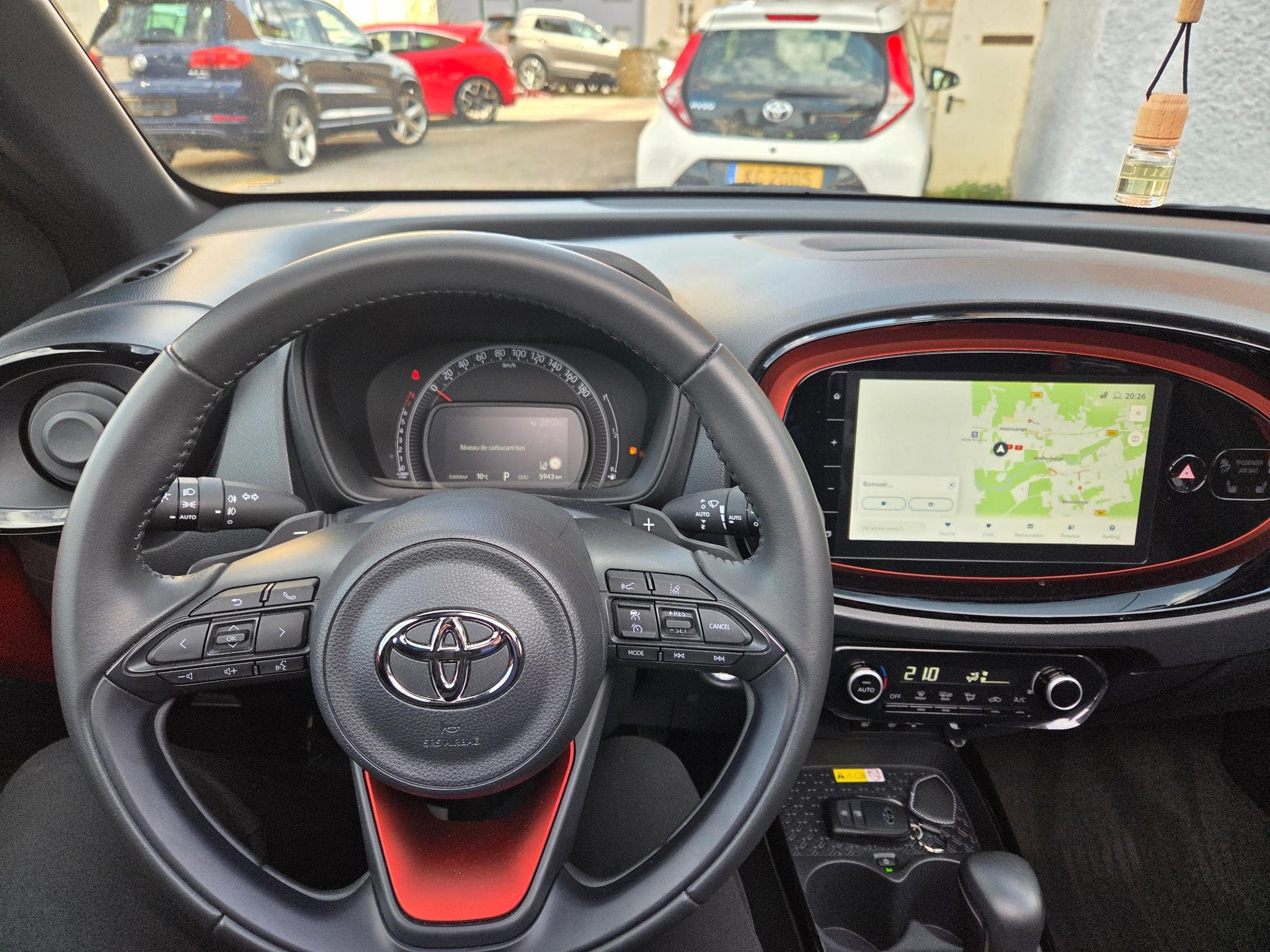 Toyota Aygo X 1.0 AUTOMATIQUE NAVIGATION CAMERA LED (2023) - Foto 13