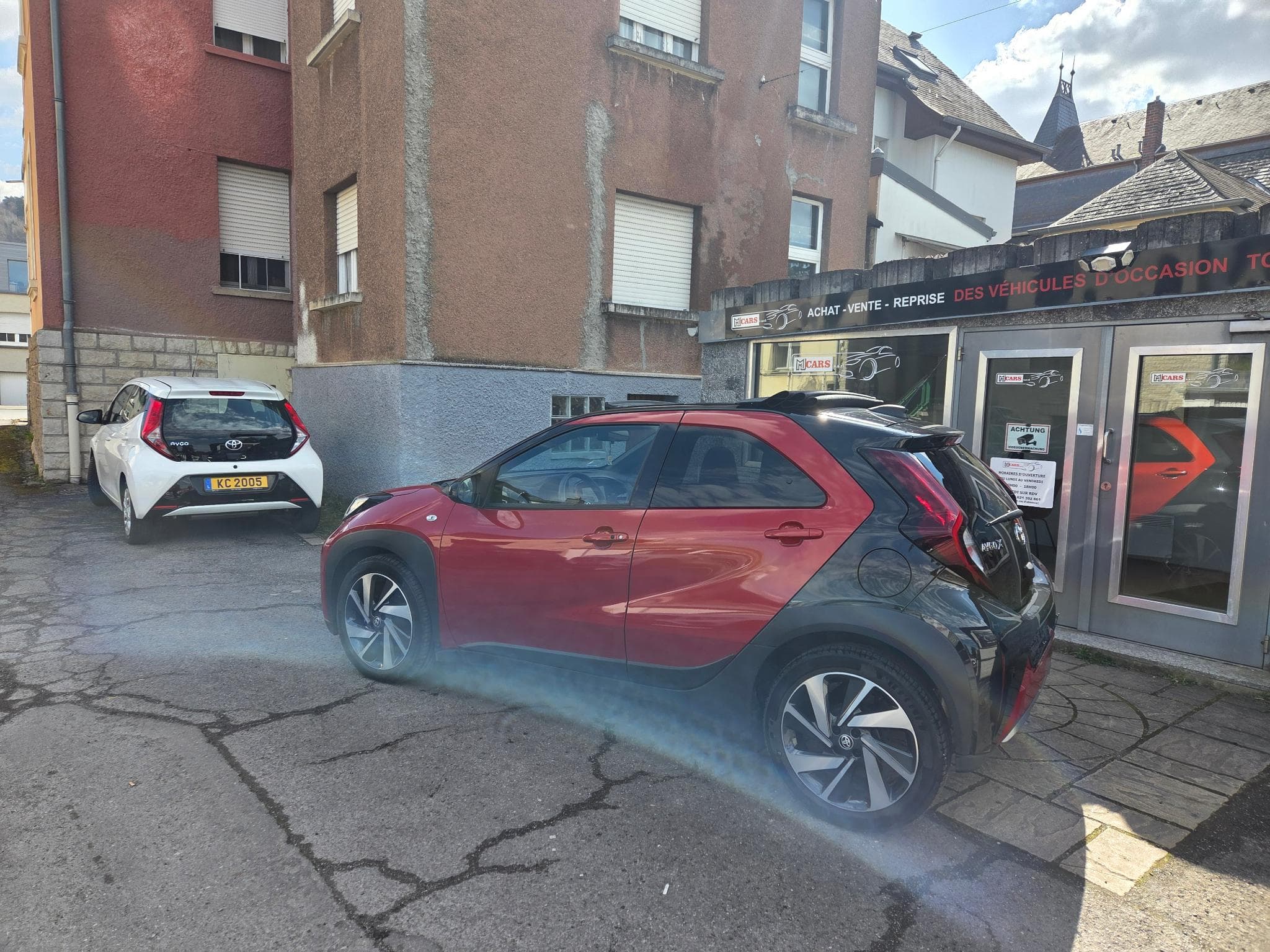 Toyota Aygo X 1.0 AUTOMATIQUE NAVIGATION CAMERA LED (2023) - Foto 3