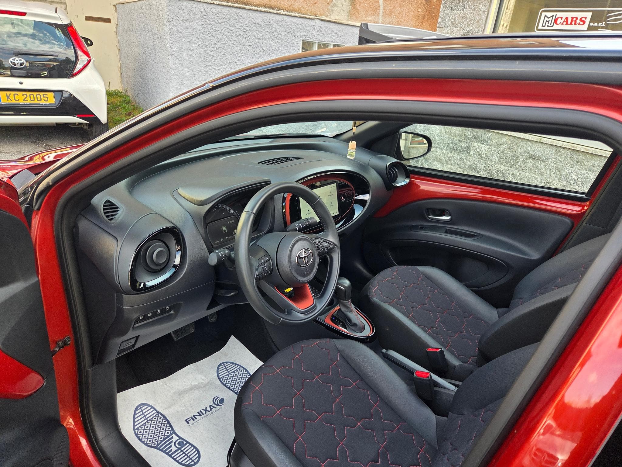 Toyota Aygo X 1.0 AUTOMATIQUE NAVIGATION CAMERA LED (2023) - Foto 12