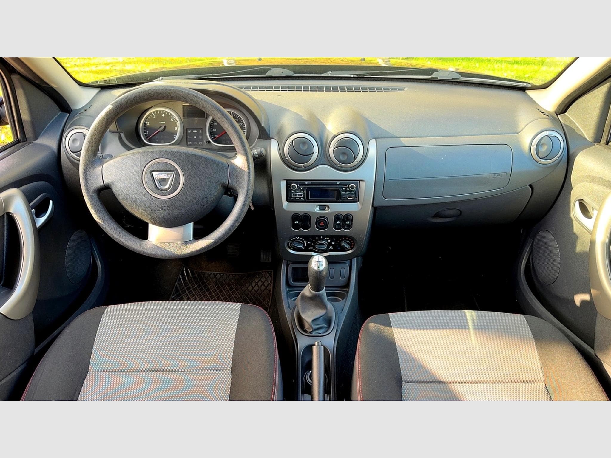 Dacia Duster 1.5 dci (2013) - Foto 6