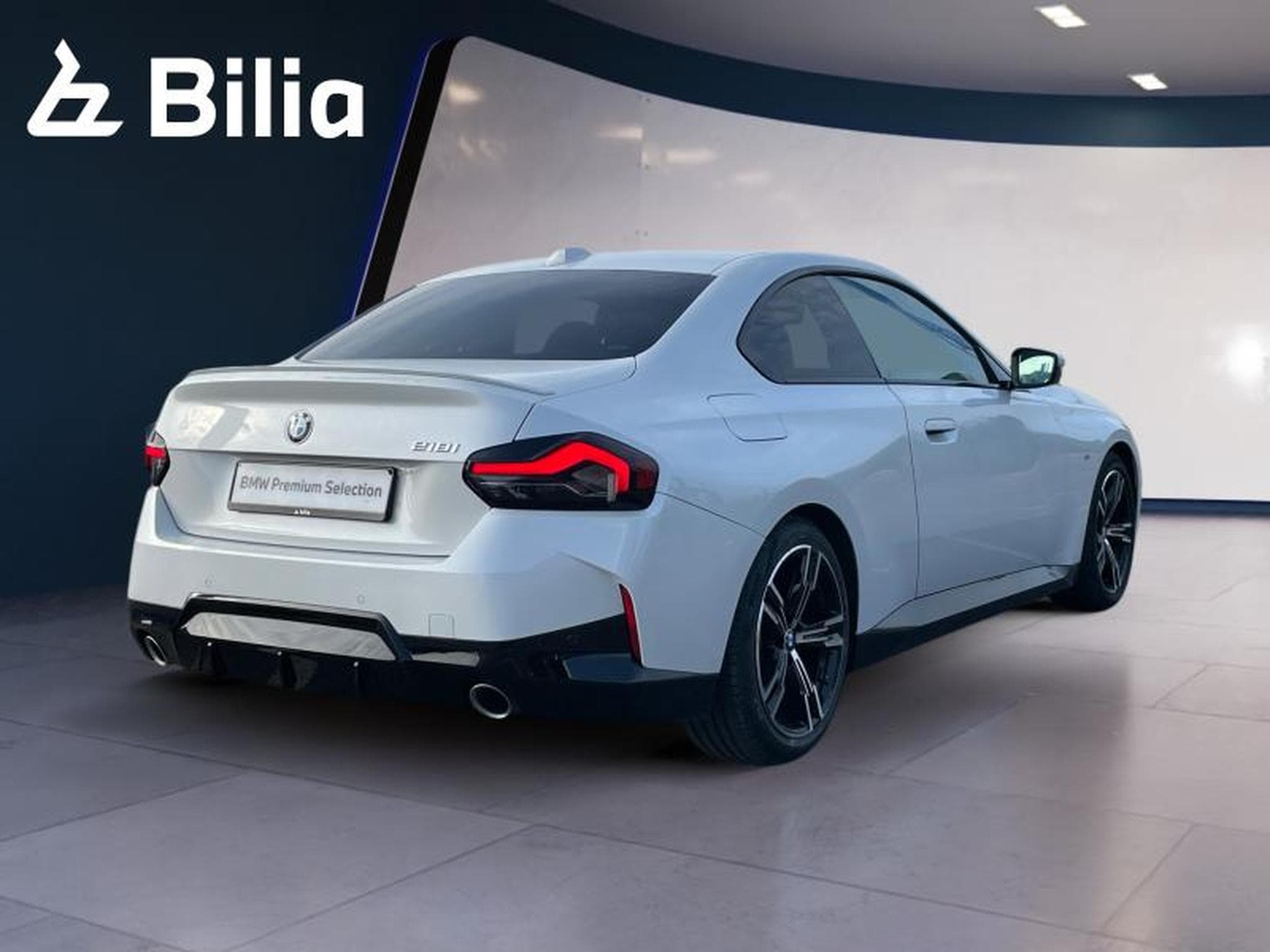 BMW 218 218i Coupé Kit M Sport (2024) - Foto 14