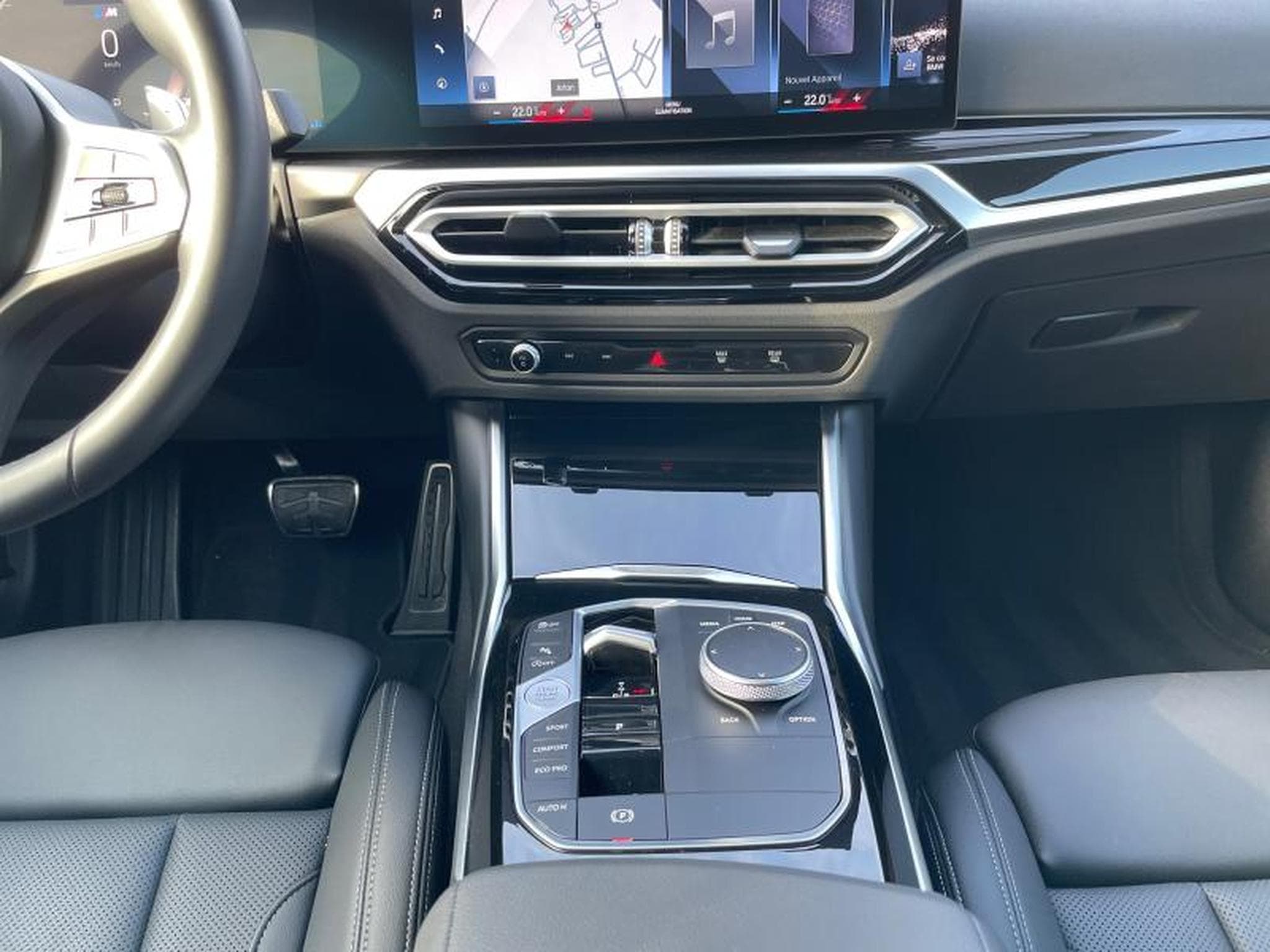 BMW 218 218i Coupé Kit M Sport (2024) - Foto 6