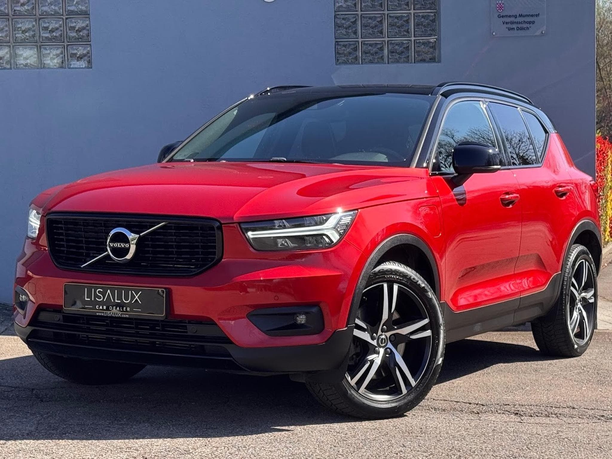 Volvo XC40 T5 PHEV 262 CV R-DESIGN DCT RECHARGEABLE  1ERE MAIN CARNET (2020) - Foto 1