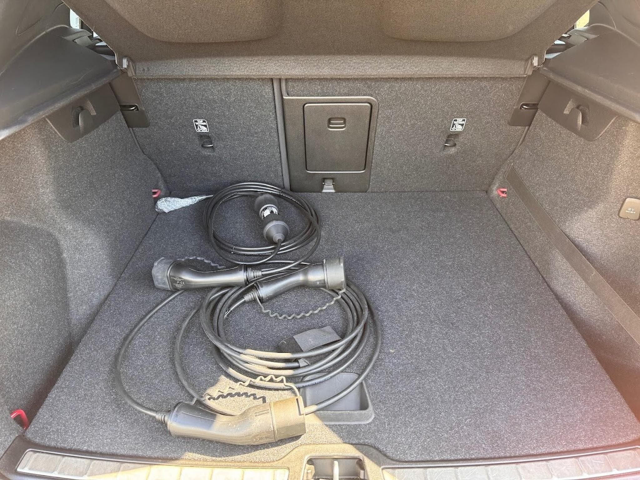 Volvo XC40 T5 PHEV 262 CV R-DESIGN DCT RECHARGEABLE  1ERE MAIN CARNET (2020) - Foto 5