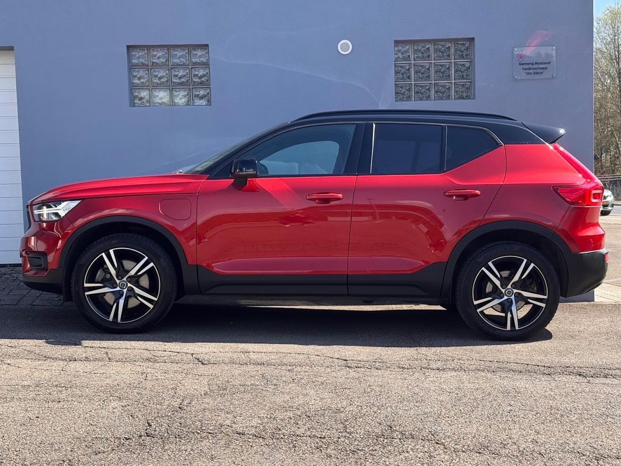 Volvo XC40 T5 PHEV 262 CV R-DESIGN DCT RECHARGEABLE  1ERE MAIN CARNET (2020) - Foto 9