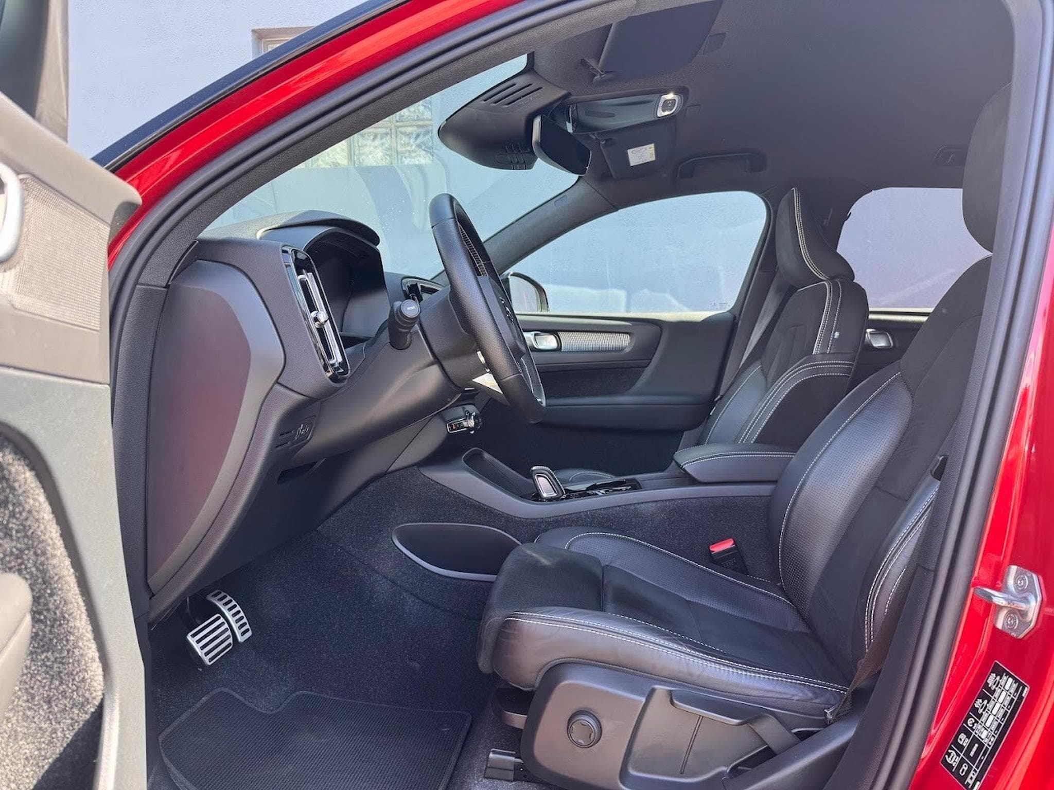 Volvo XC40 T5 PHEV 262 CV R-DESIGN DCT RECHARGEABLE  1ERE MAIN CARNET (2020) - Foto 10