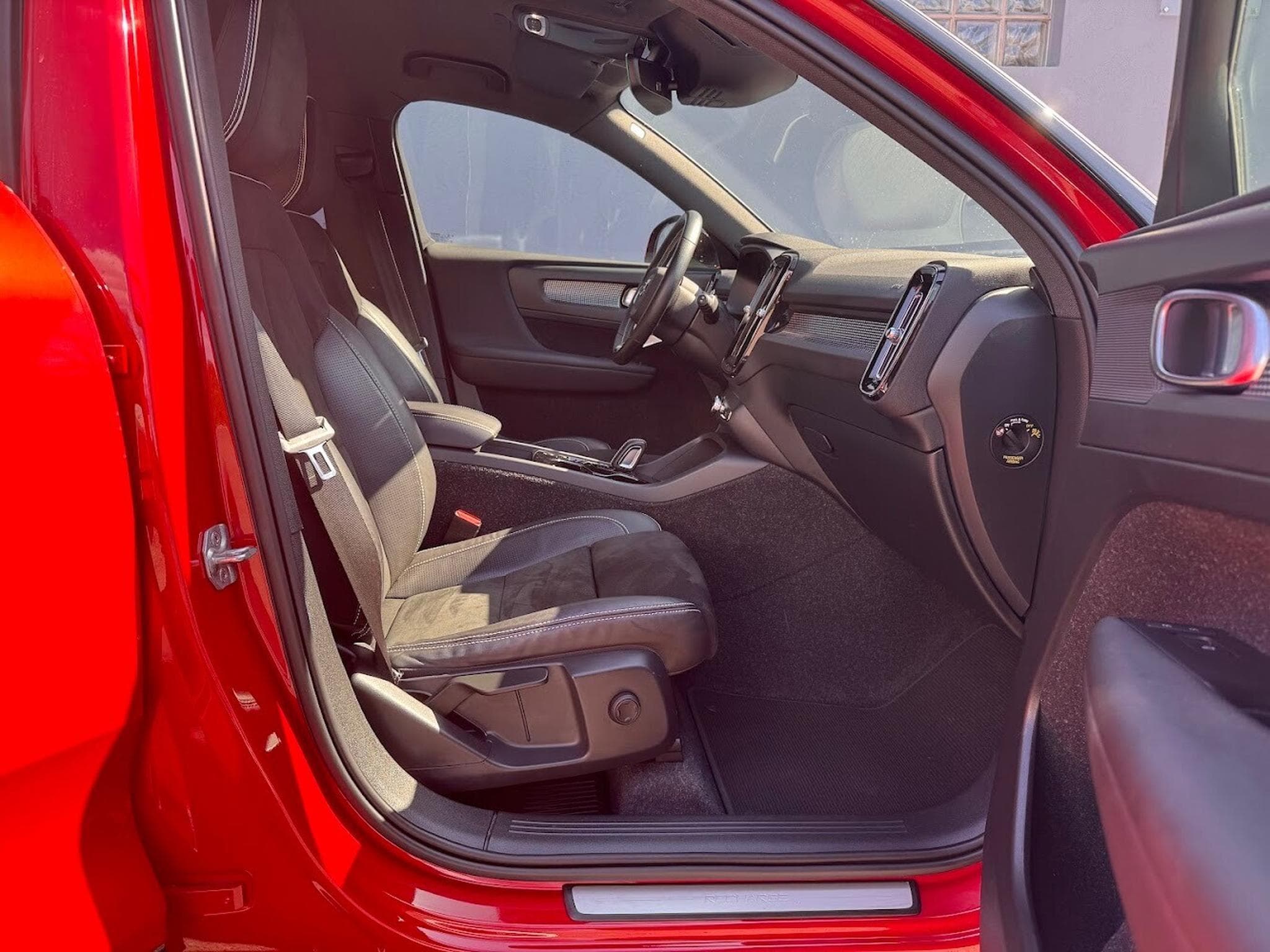 Volvo XC40 T5 PHEV 262 CV R-DESIGN DCT RECHARGEABLE  1ERE MAIN CARNET (2020) - Foto 13