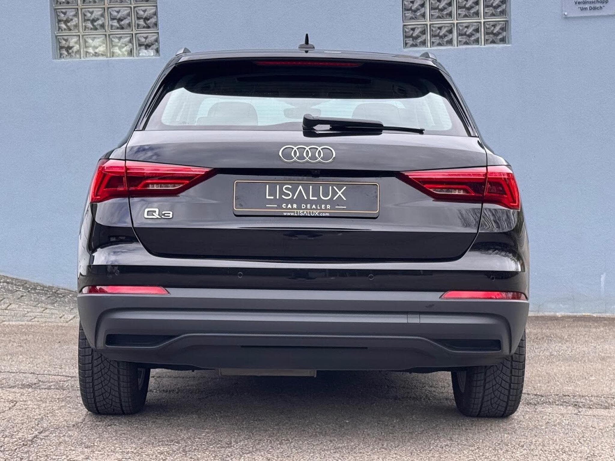 Audi Q3 35 tdi 150 cv s-tronic TOIT PANO 1ere main carnet (2020) - Foto 4