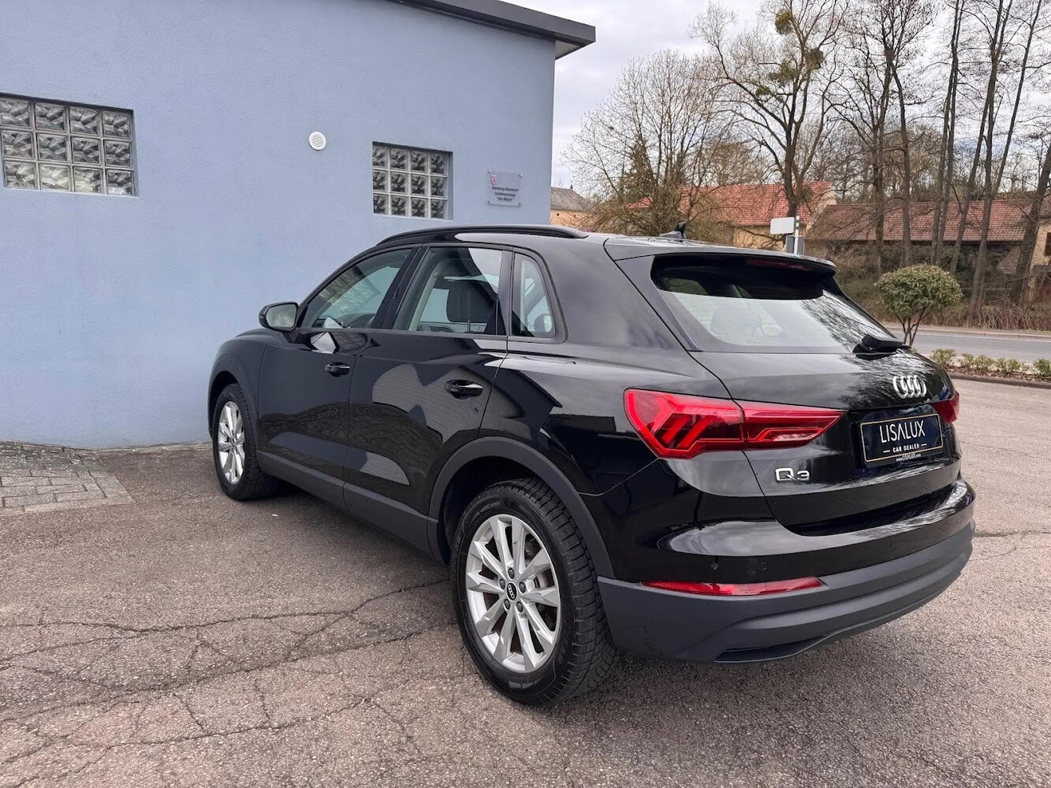 Audi Q3 35 tdi 150 cv s-tronic TOIT PANO 1ere main carnet (2020) - Foto 5