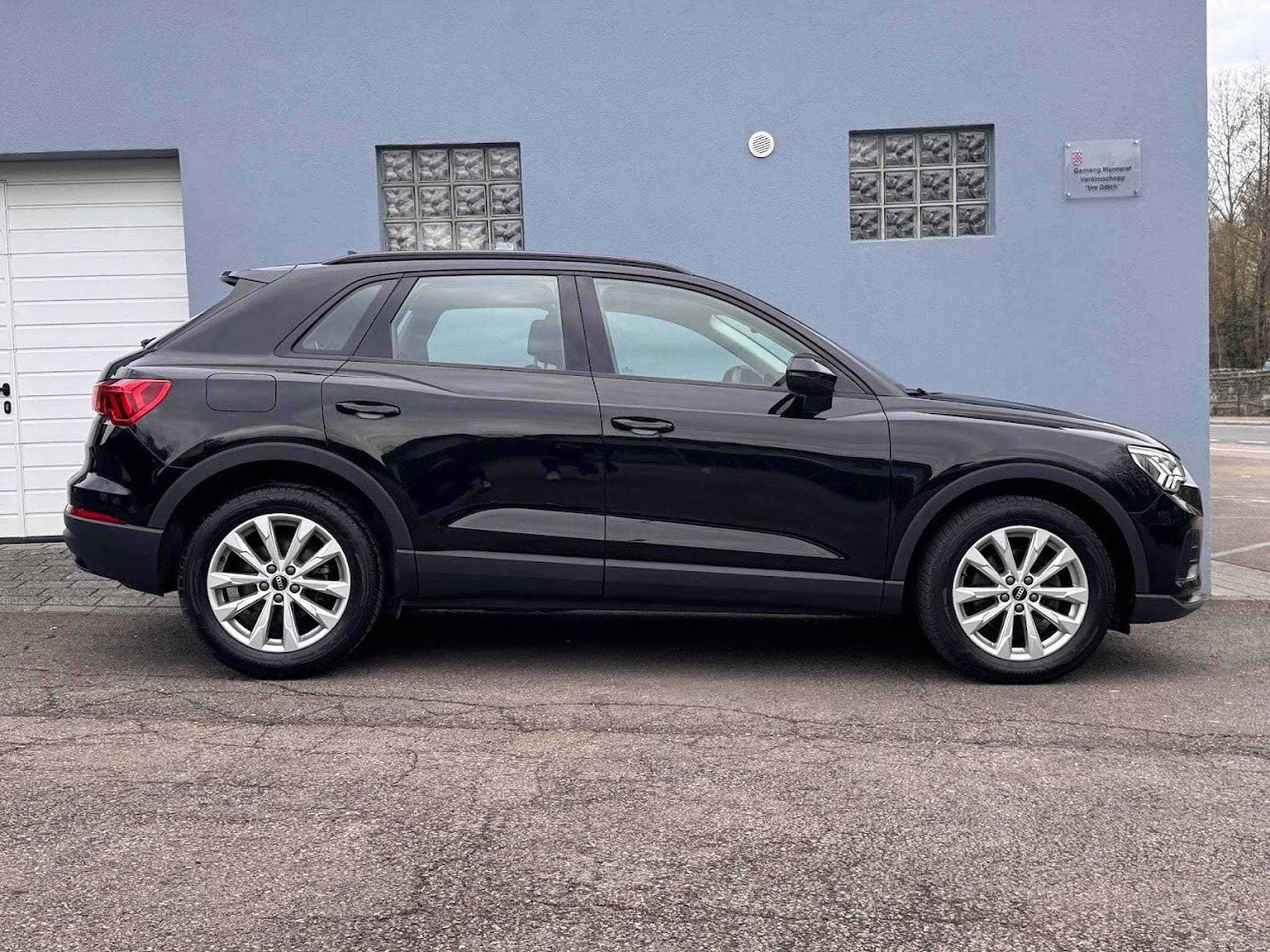 Audi Q3 35 tdi 150 cv s-tronic TOIT PANO 1ere main carnet (2020) - Foto 7