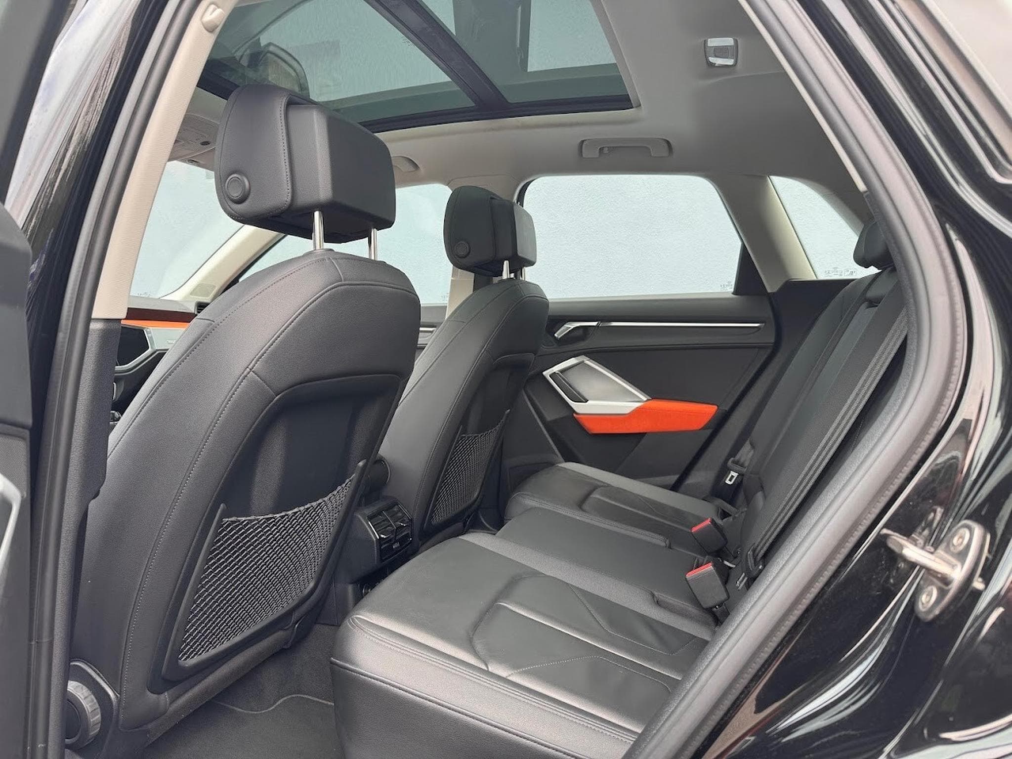 Audi Q3 35 tdi 150 cv s-tronic TOIT PANO 1ere main carnet (2020) - Foto 10