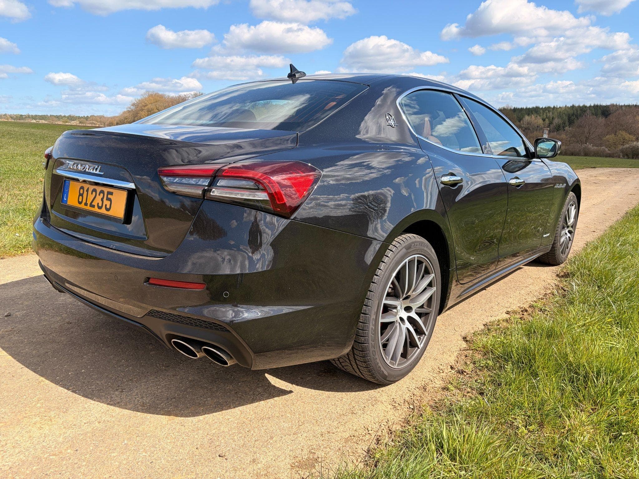 Maserati Ghibli Modena Gransport (2022) - Photo 6