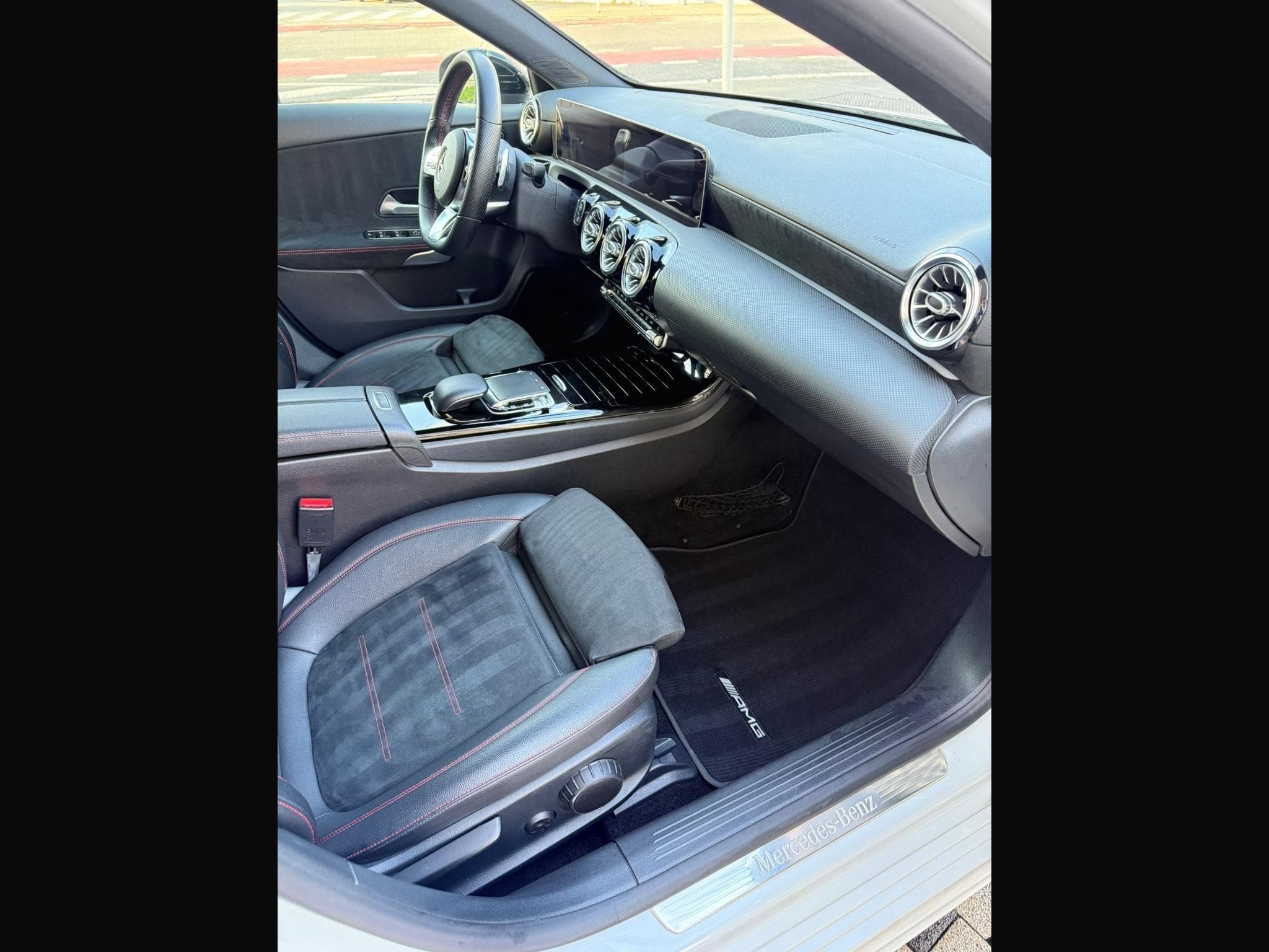 Mercedes A 200 AMG Line (2019) - Photo 7