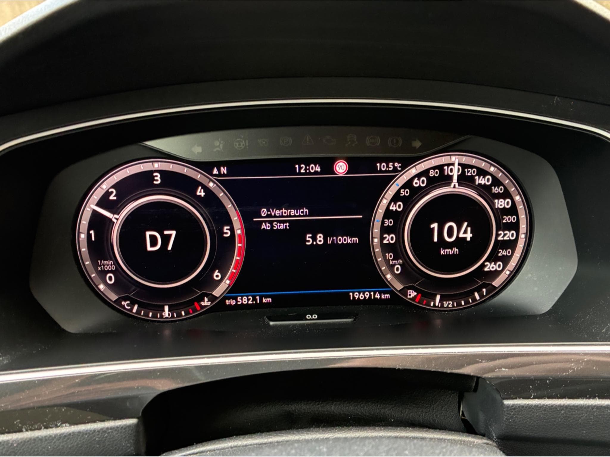 VW Tiguan 2.0 Tdi 4Motion Highline (2018) - Photo 9