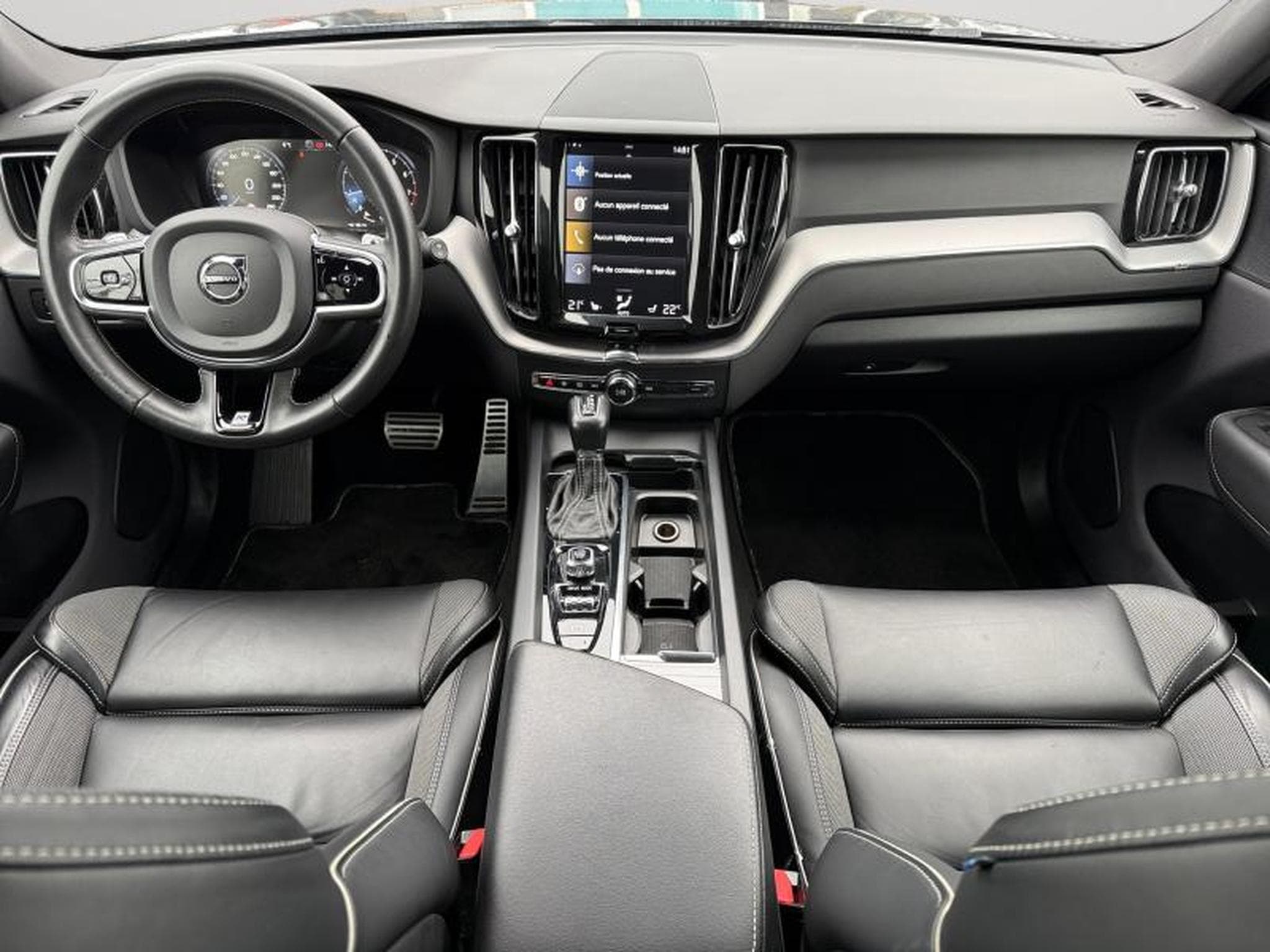 Volvo XC60 T5 R Design / Essence (2020) - Photo 10