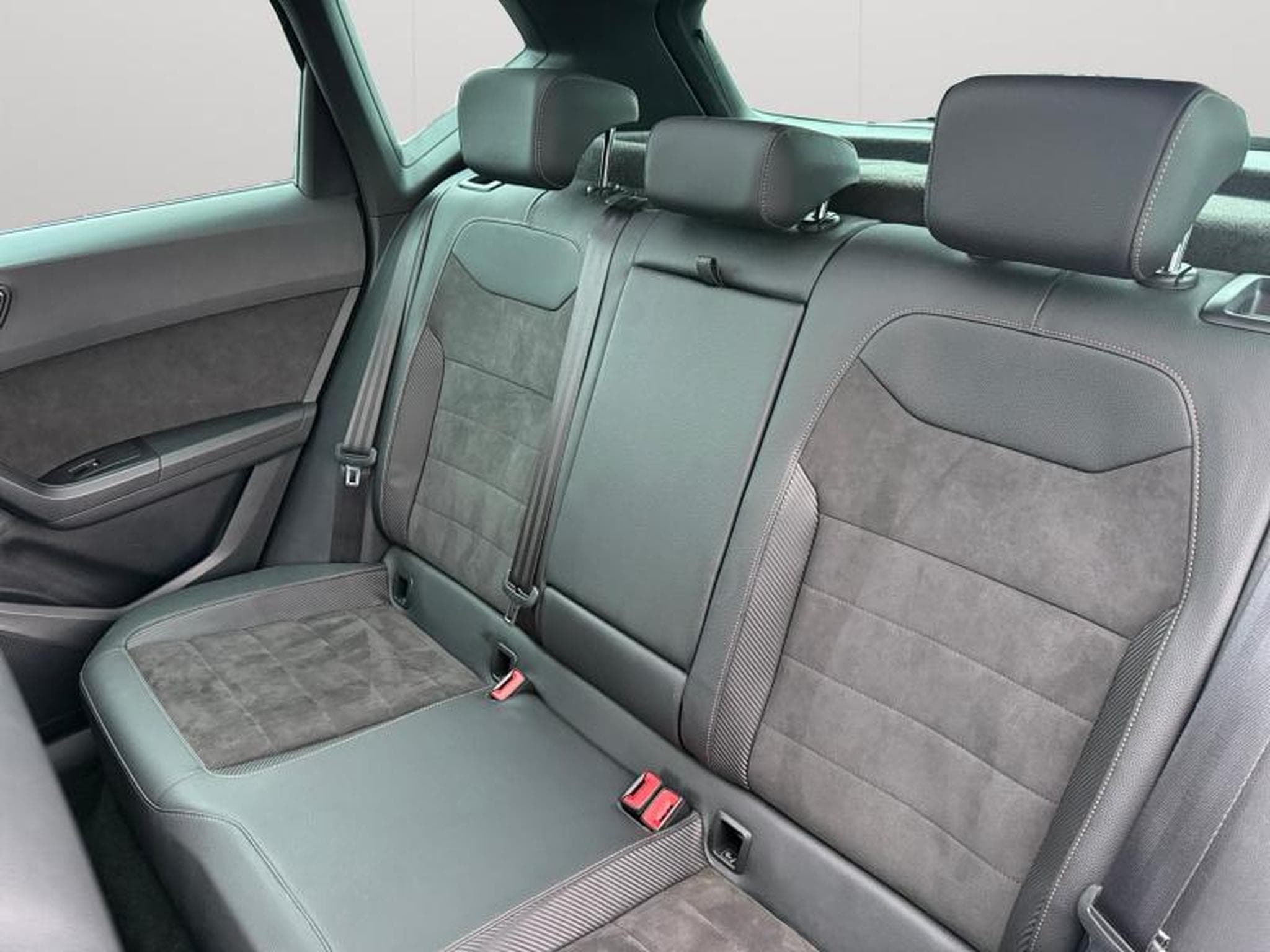 Seat Ateca Cupra / Essence (2020) - Foto 11