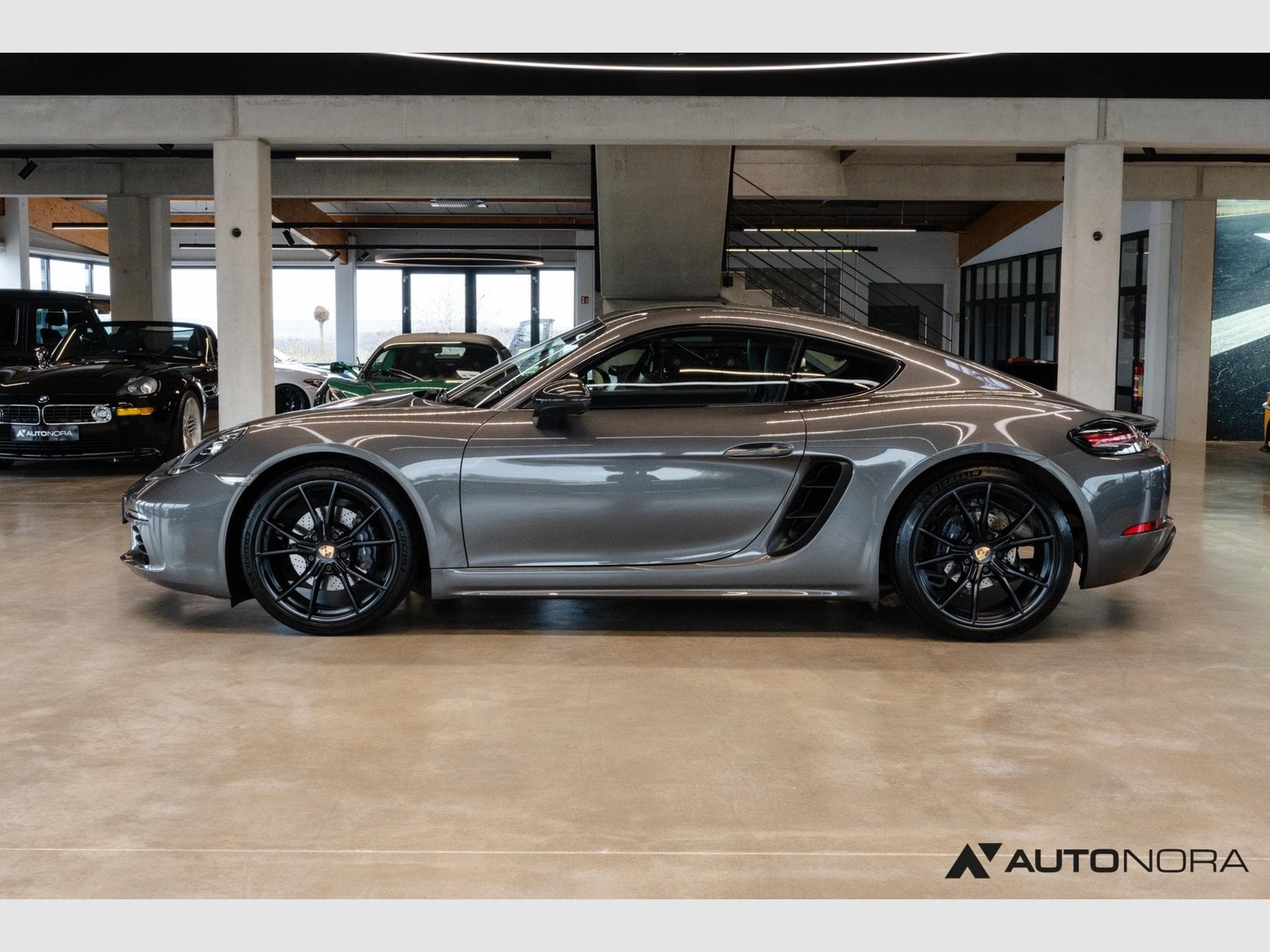 Porsche Cayman (2017) - Photo 7