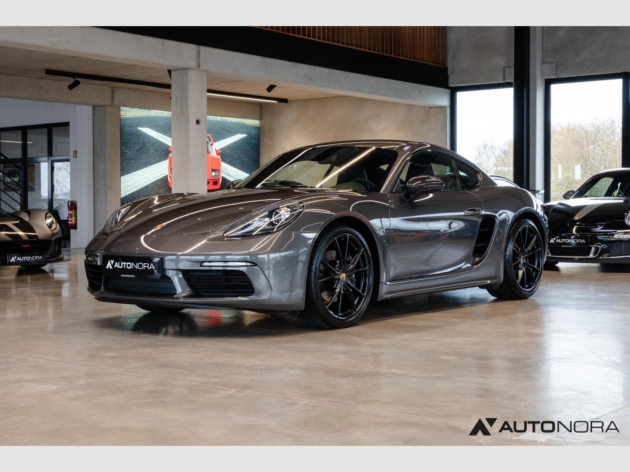 Porsche Cayman (2017) - Photo 6