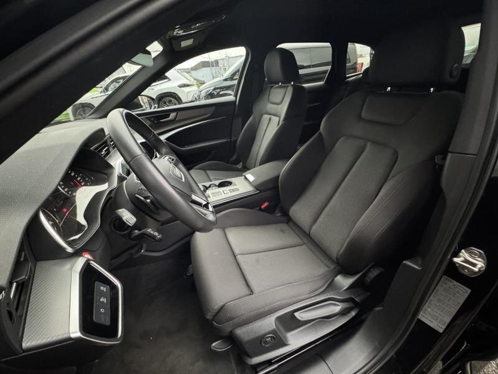 Audi A6 Avant Sport Quattro 2.0 TFSI 265CV (2024) - Photo 5