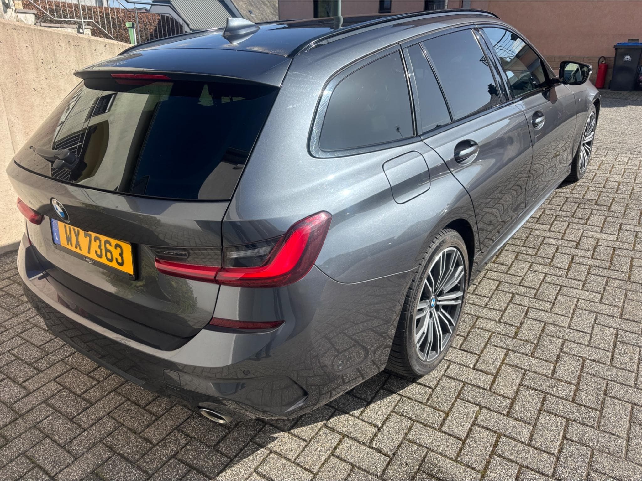 BMW 320 320 d xDrive M Sport AHK StHz Cam (2022) - Photo 2