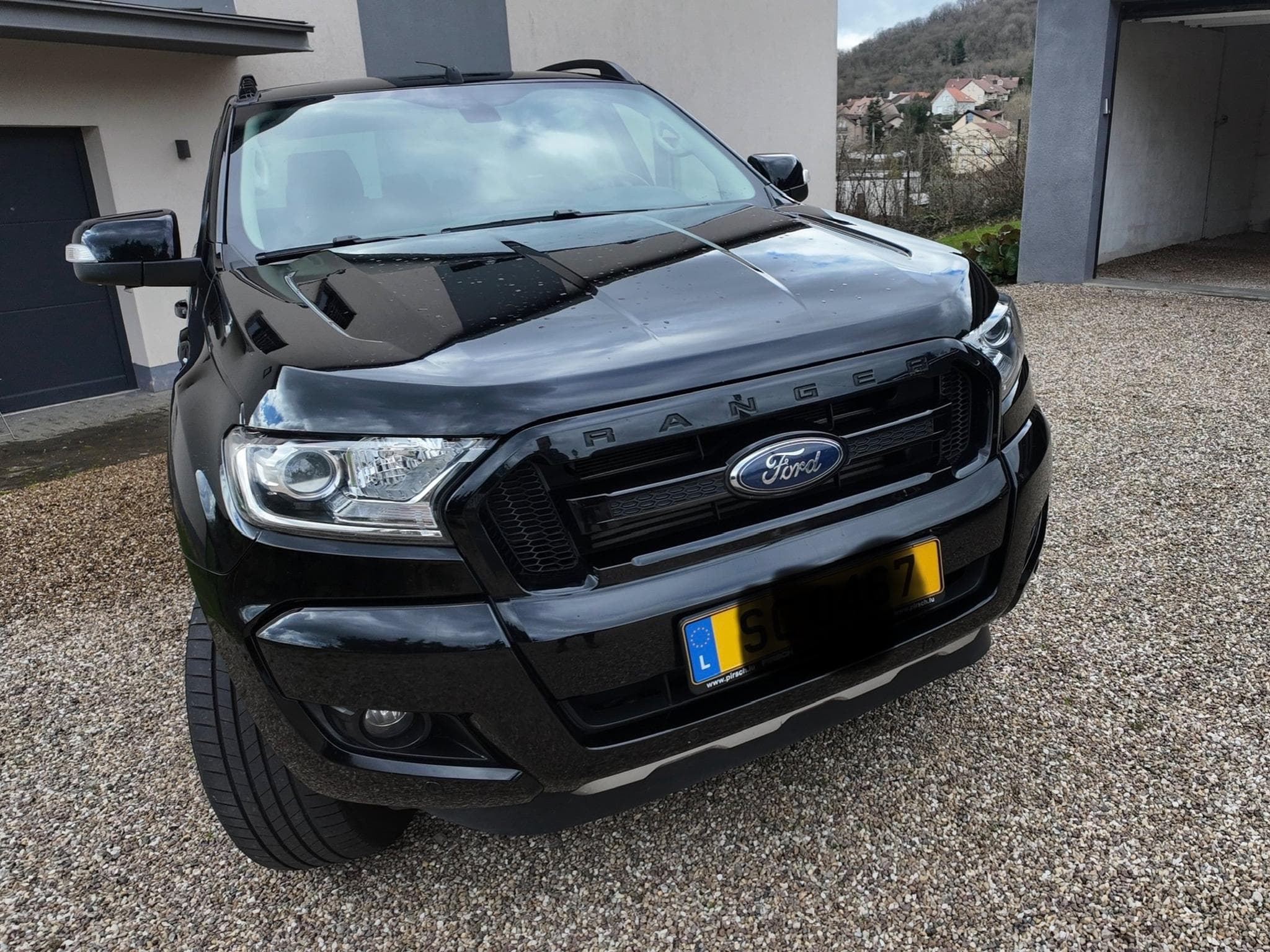 Ford Ranger Black Edition 59EBJ4 (2019) - Photo 2