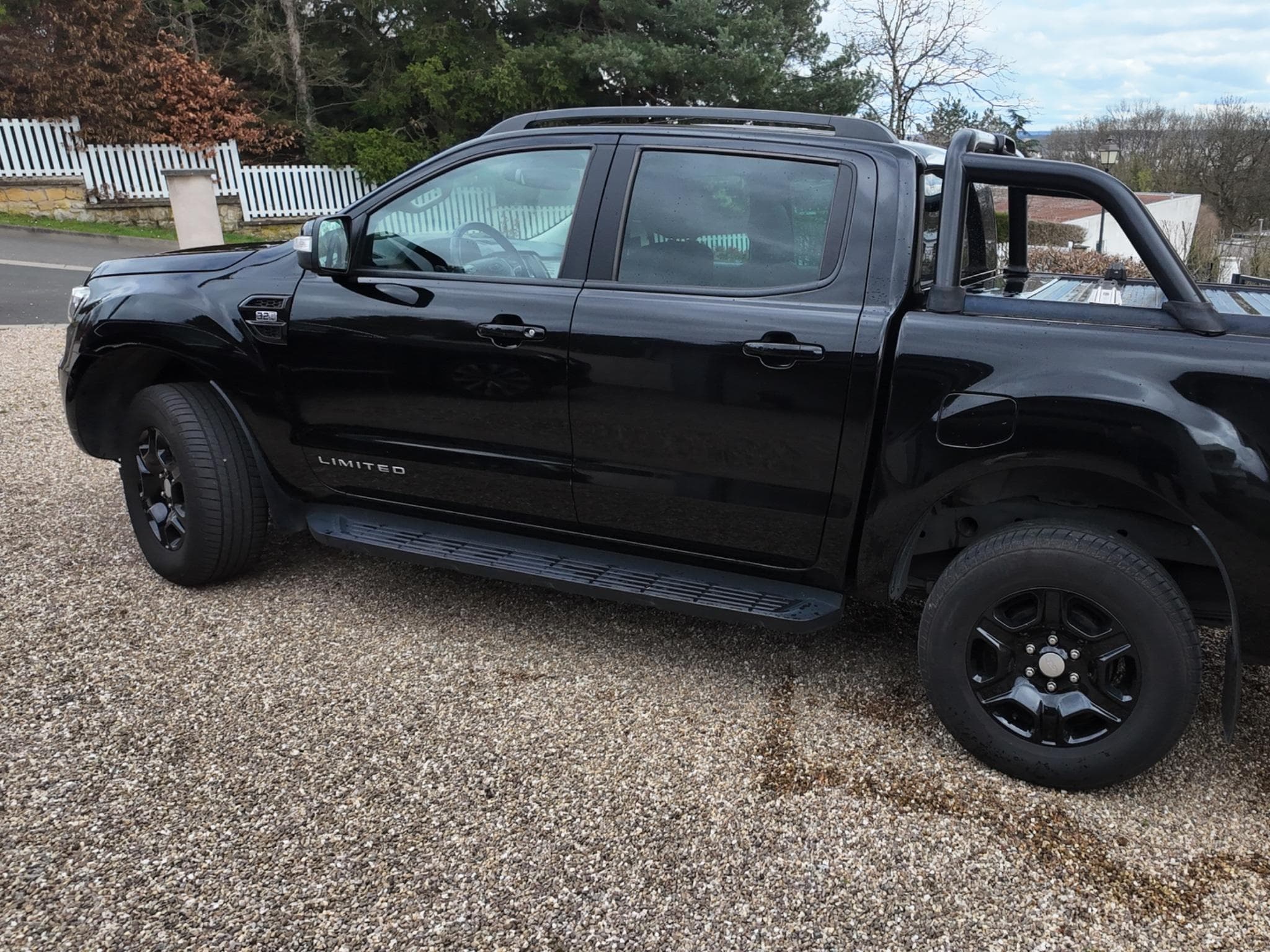 Ford Ranger Black Edition 59EBJ4 (2019) - Photo 3