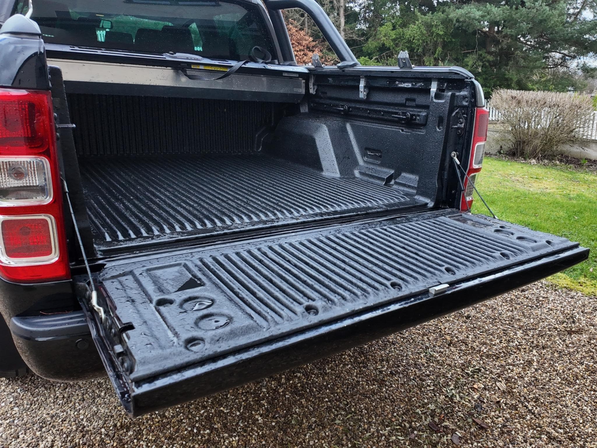 Ford Ranger Black Edition 59EBJ4 (2019) - Photo 8