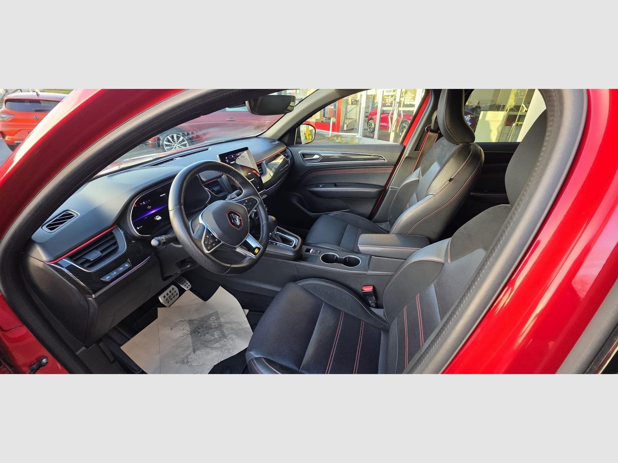 Renault Arkana TCE 140 EDC R.S. line (2023) - Photo 3