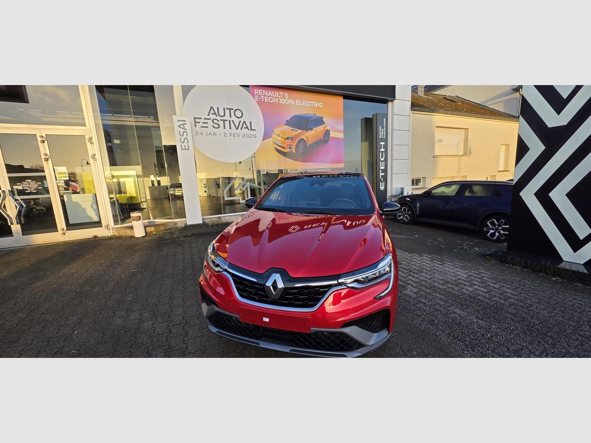 Renault Arkana TCE 140 EDC R.S. line (2023) - Photo 7