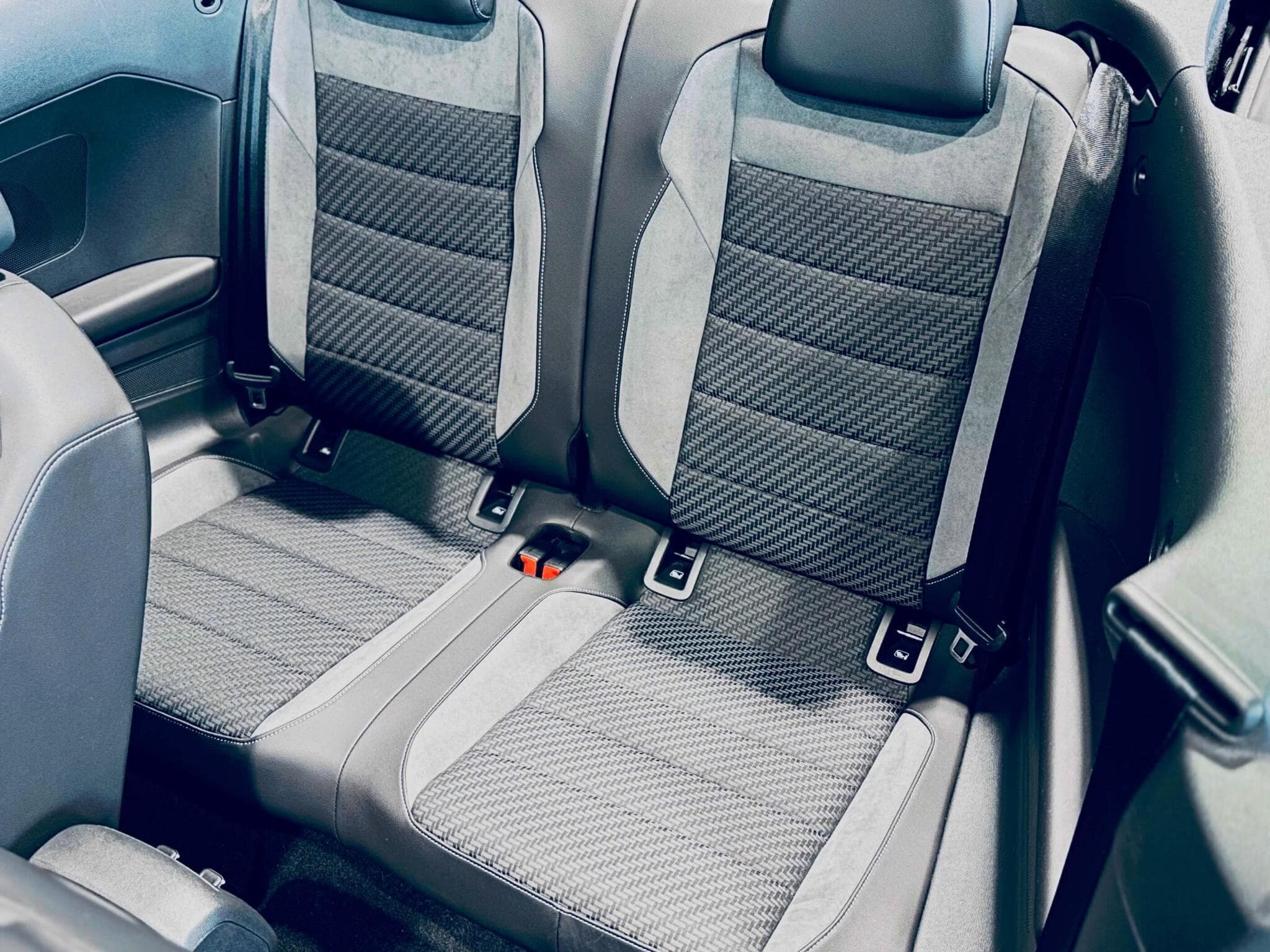 VW T-Roc T-ROC CABRIOLET R-LINE TSI DSG (2020) - Photo 14